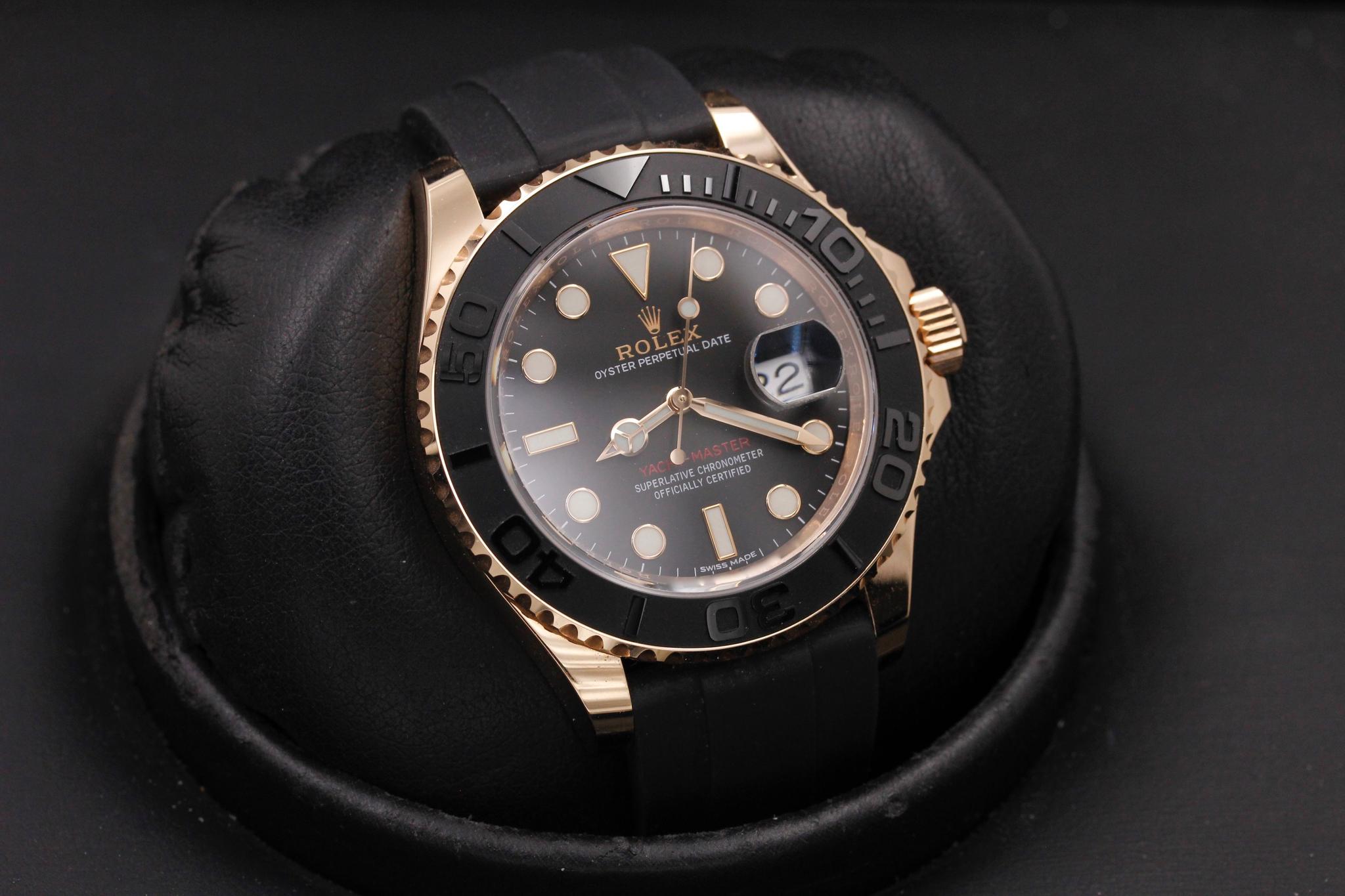 Watch Image 10