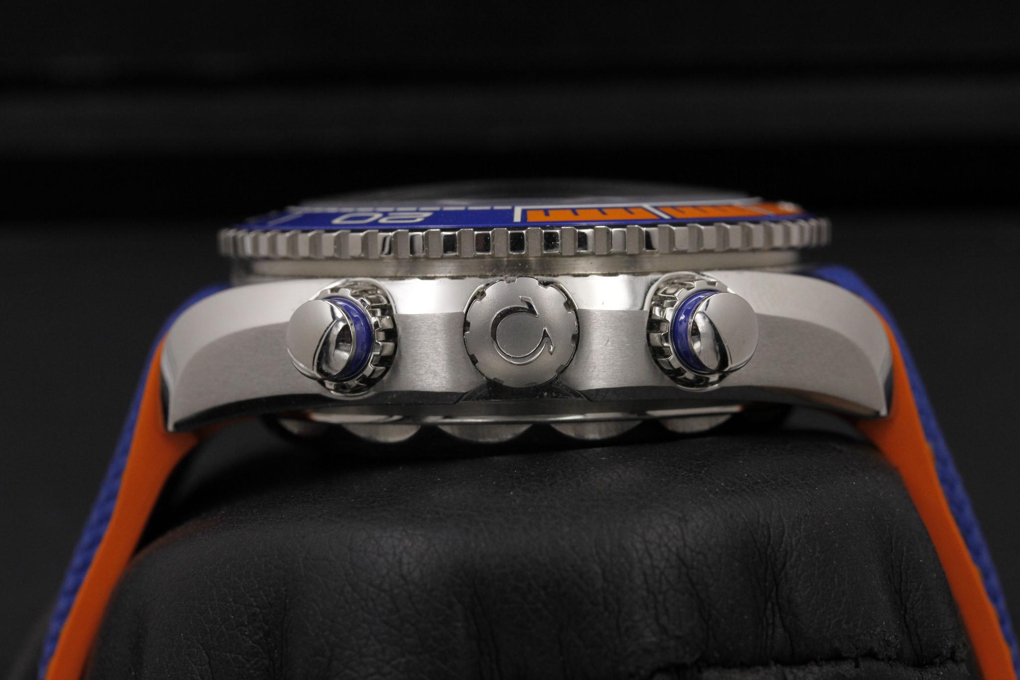 Watch Image 3