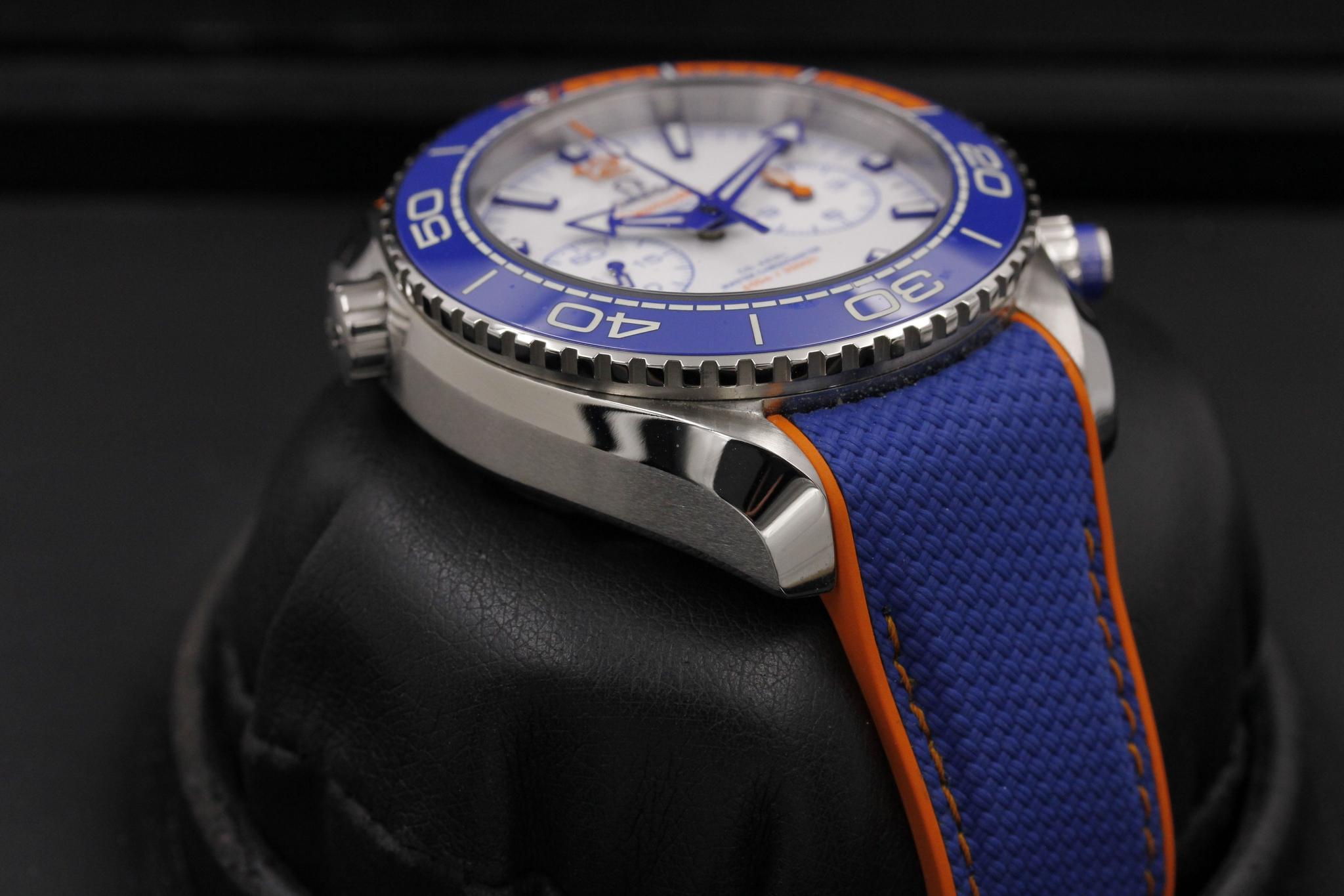 Watch Image 6