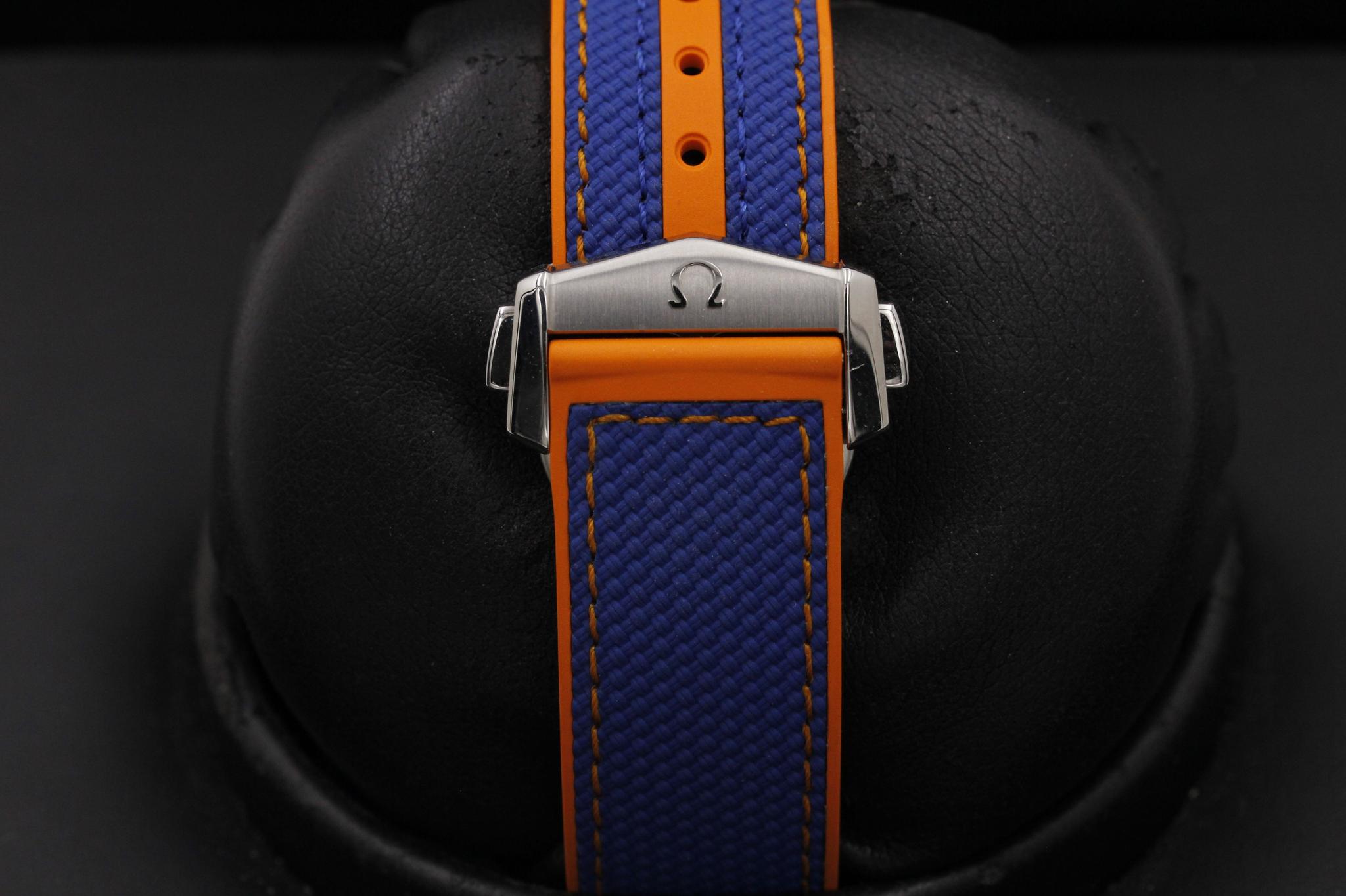 Watch Image 8