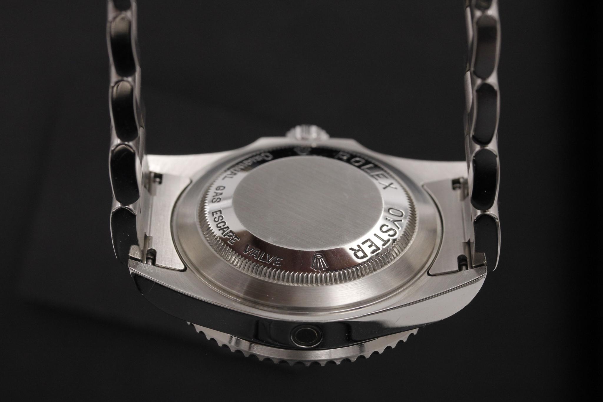 Watch Image 7