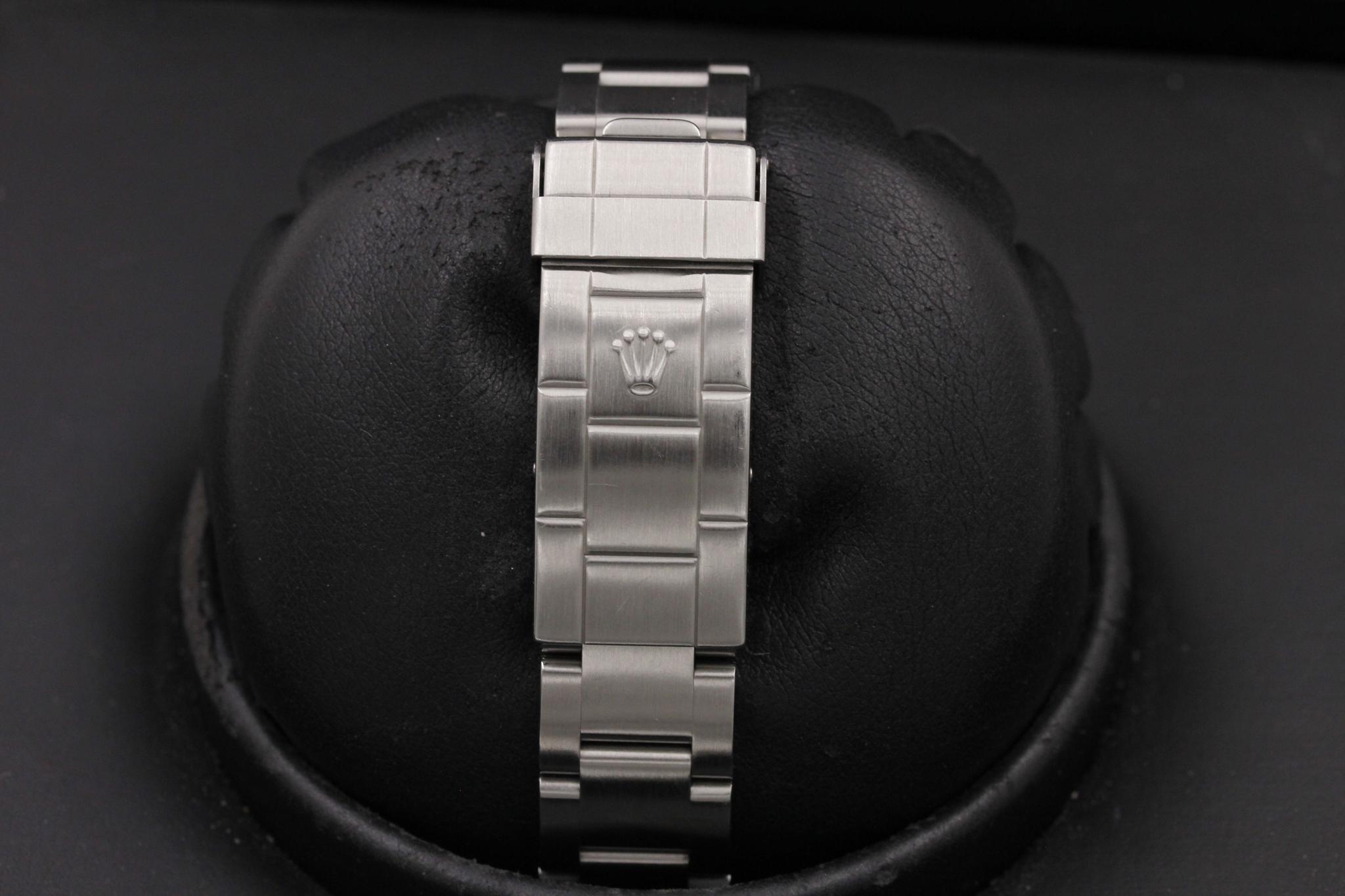 Watch Image 8