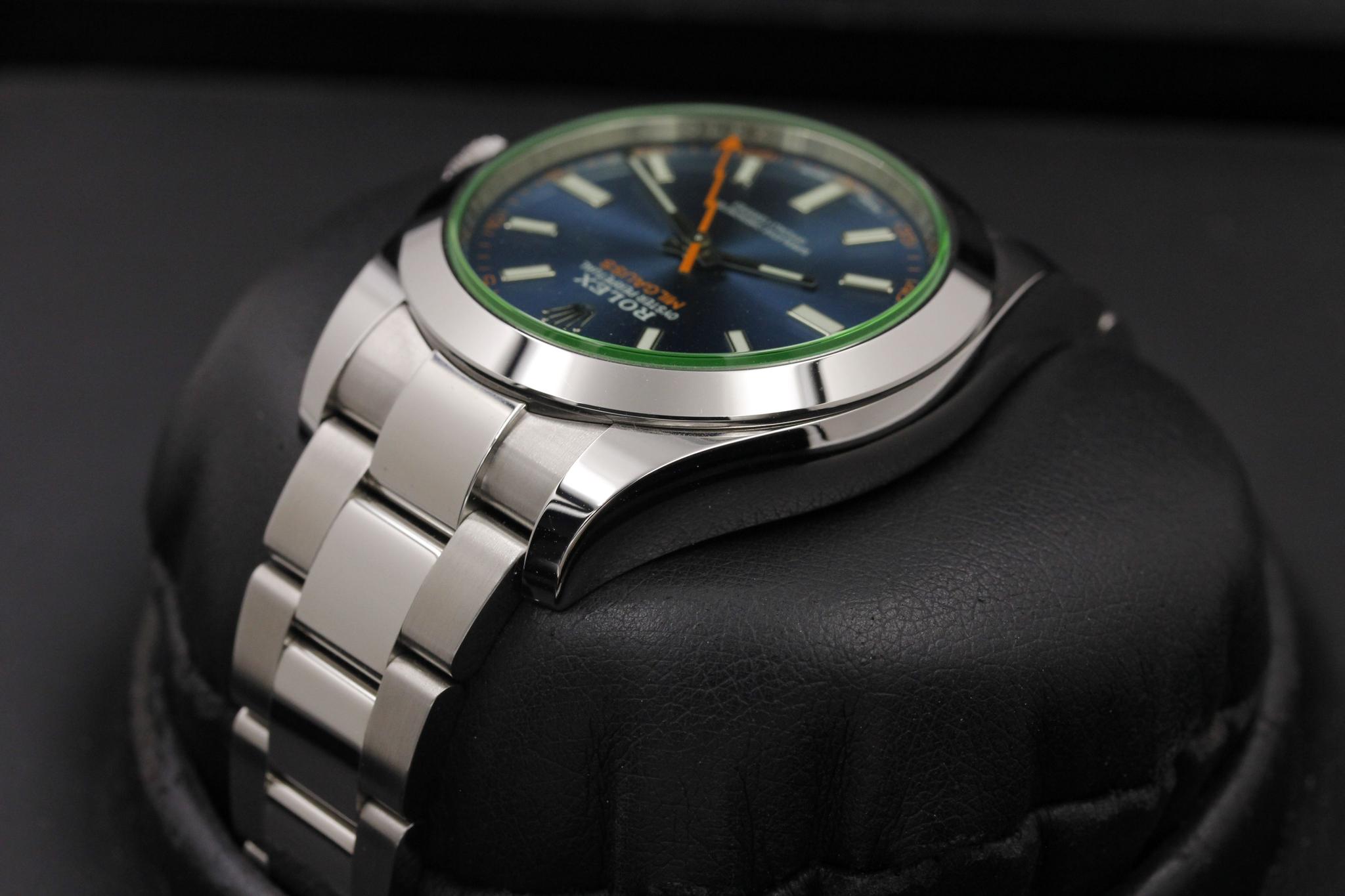 Watch Image 5