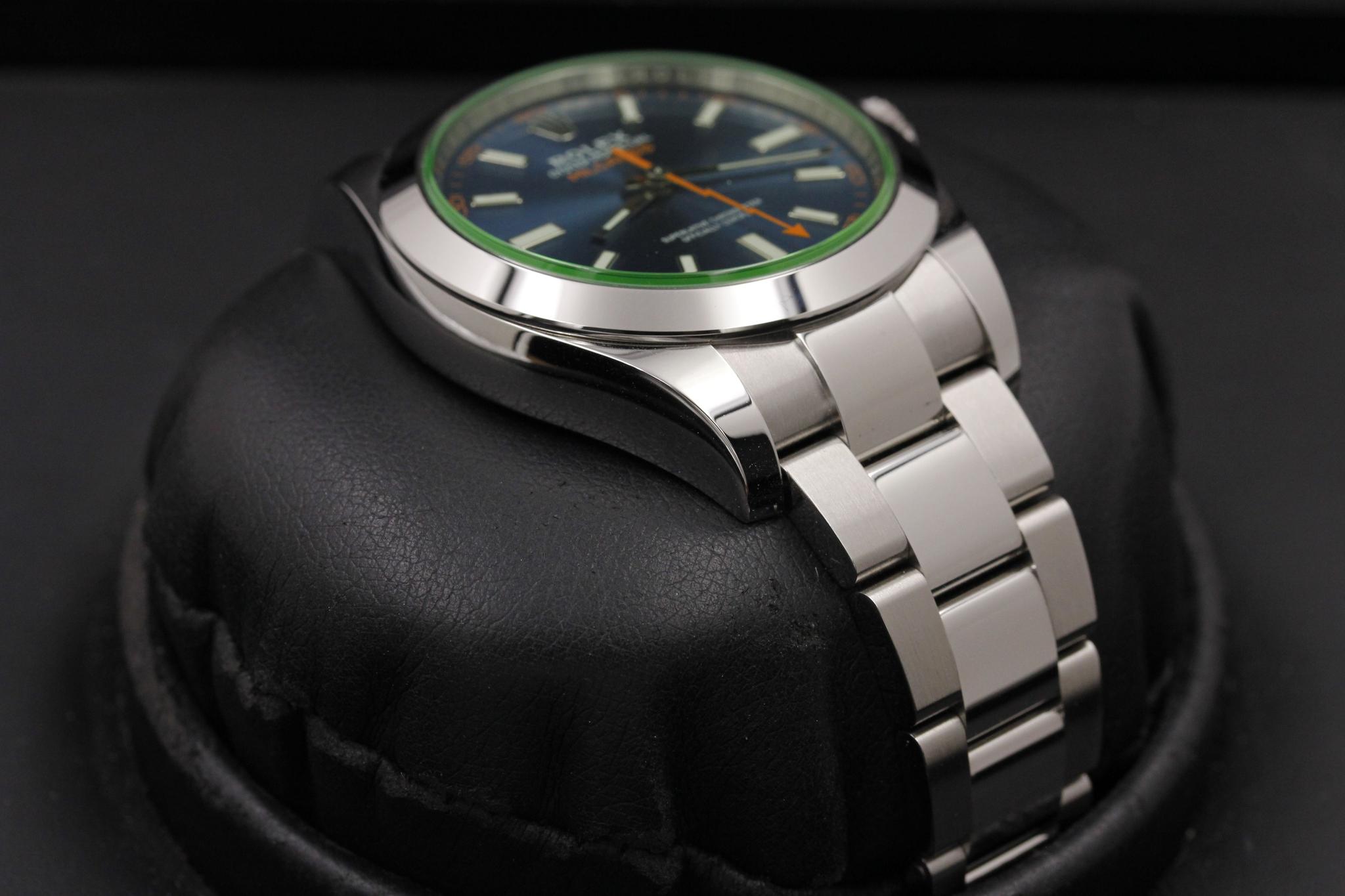Watch Image 6