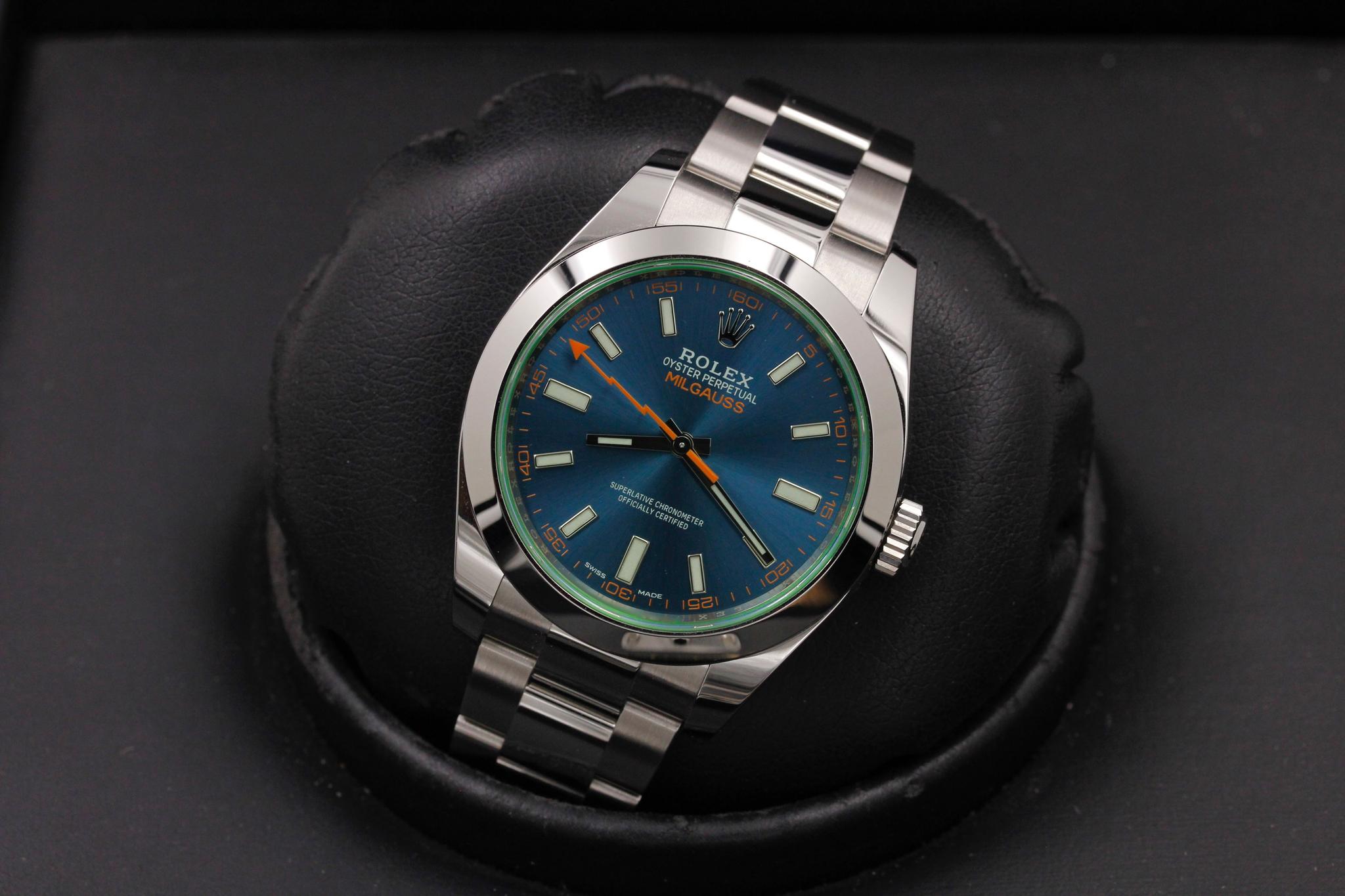 Watch Image 9