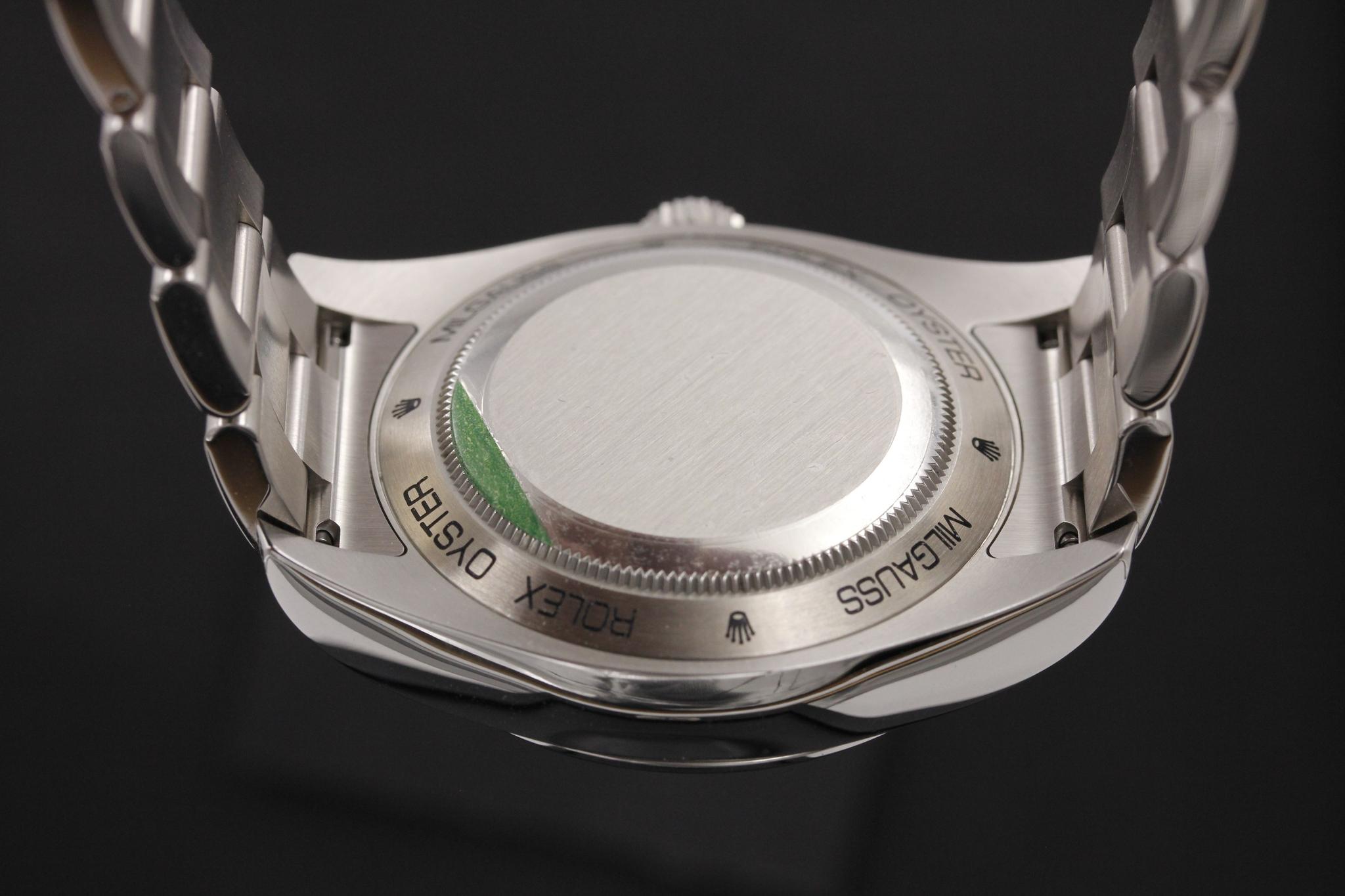 Watch Image 7
