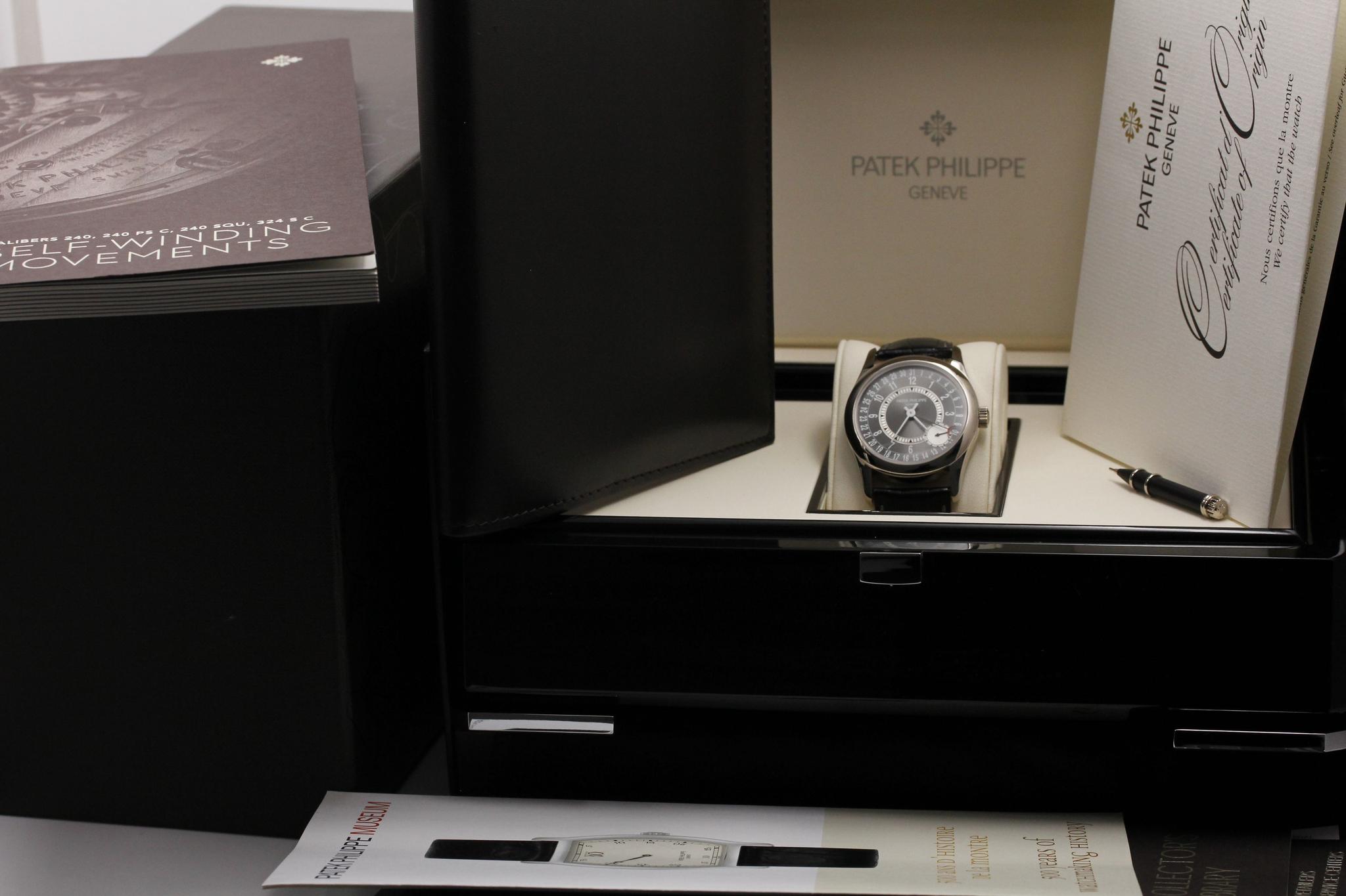 Watch Image 13