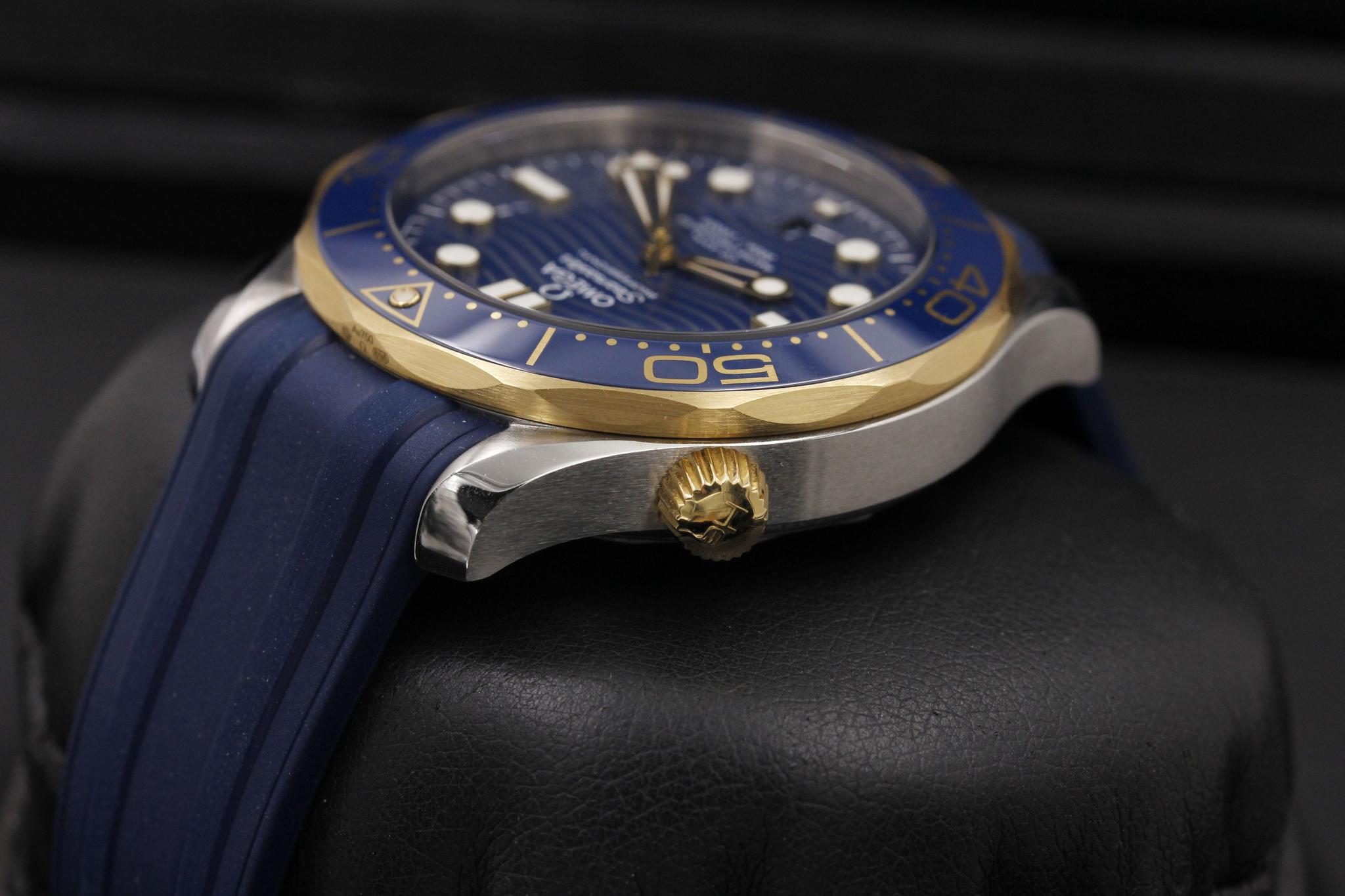 Watch Image 5