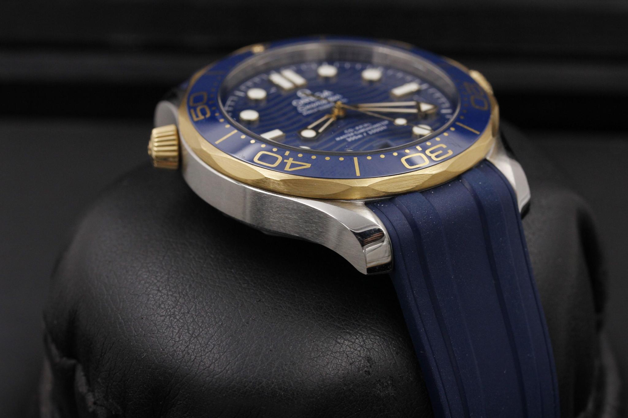 Watch Image 6