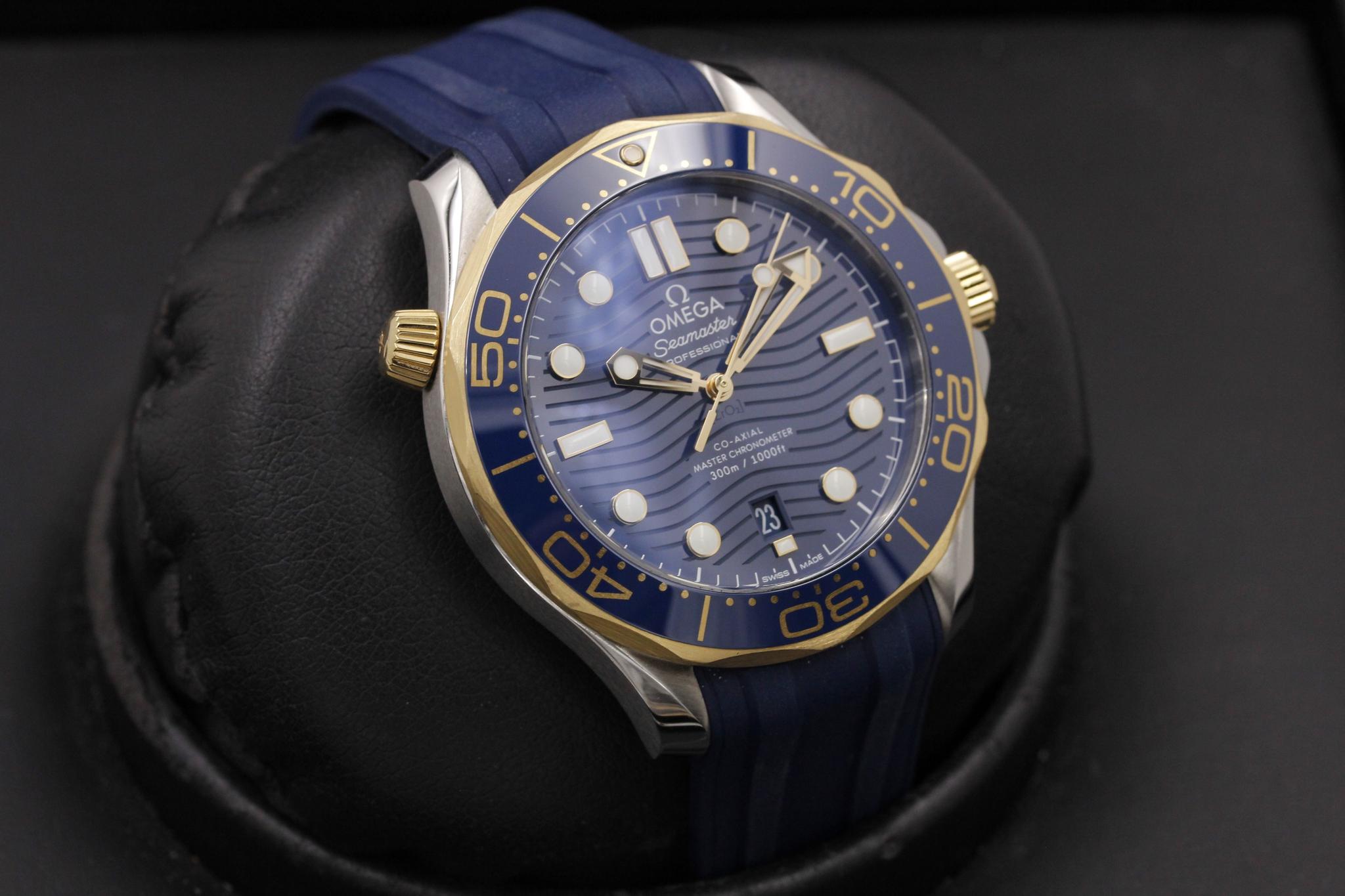 Watch Image 10