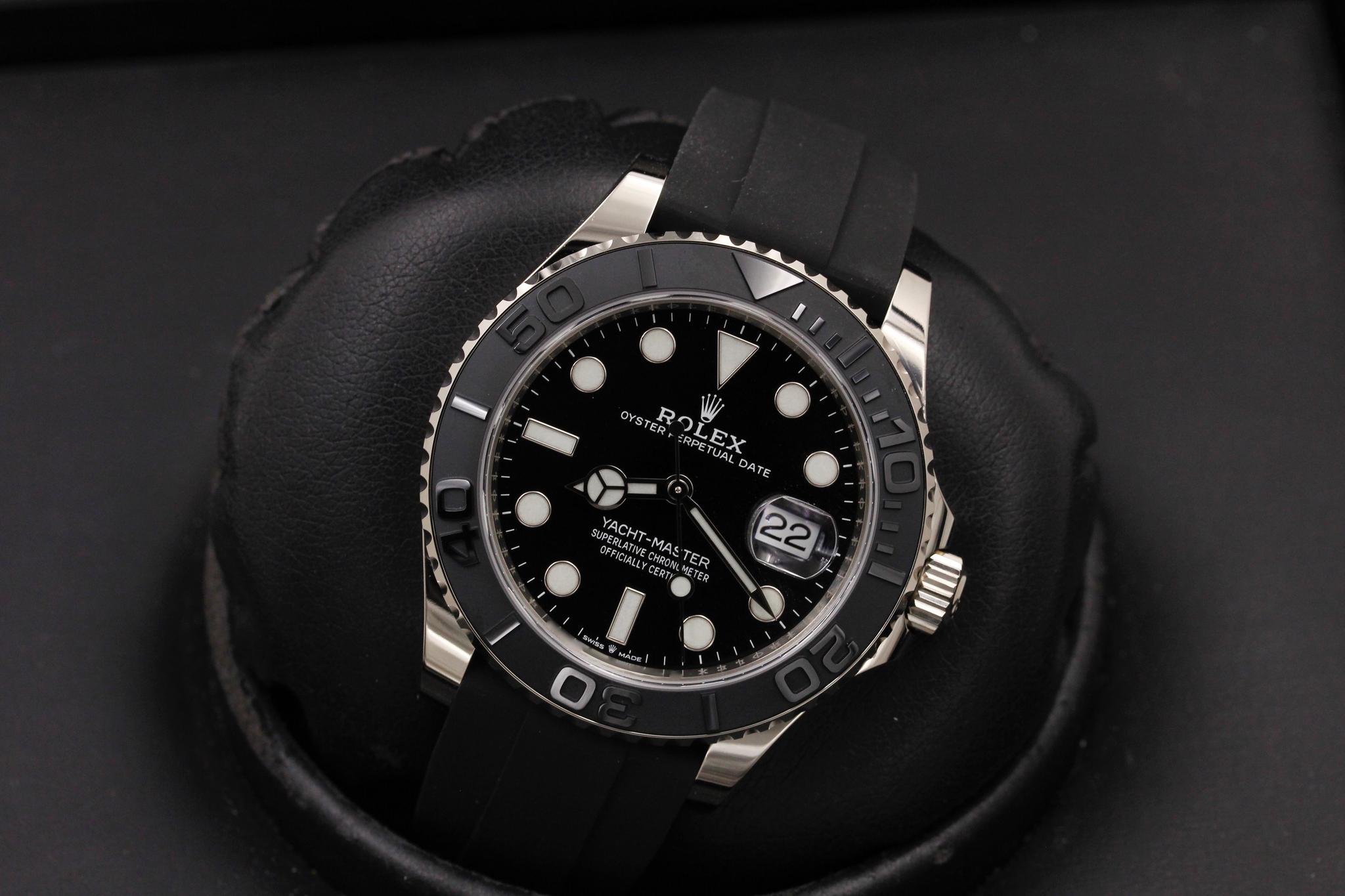 Watch Image 8