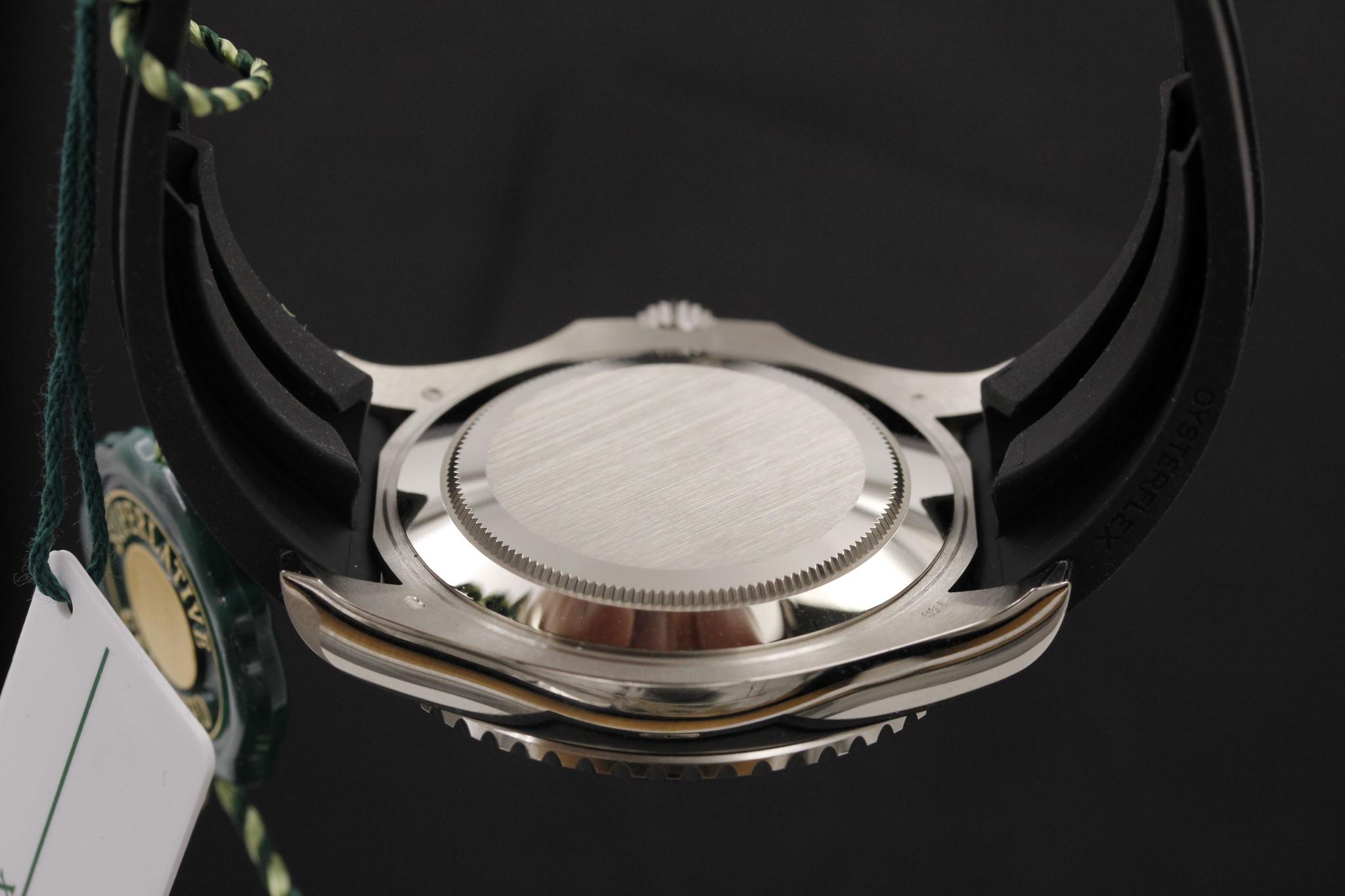 Watch Image 6