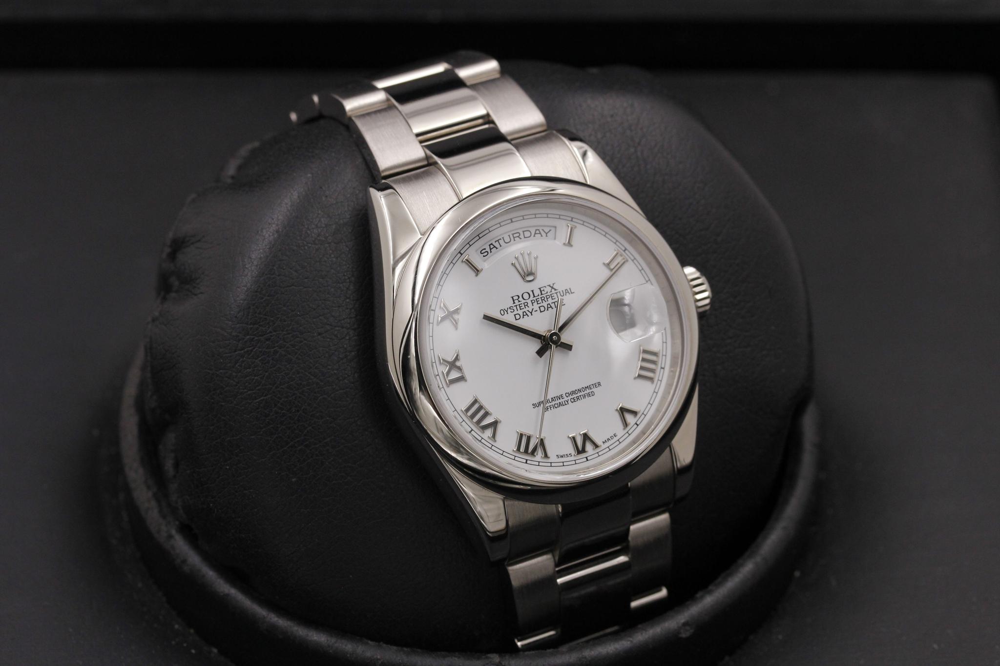 Watch Image 11