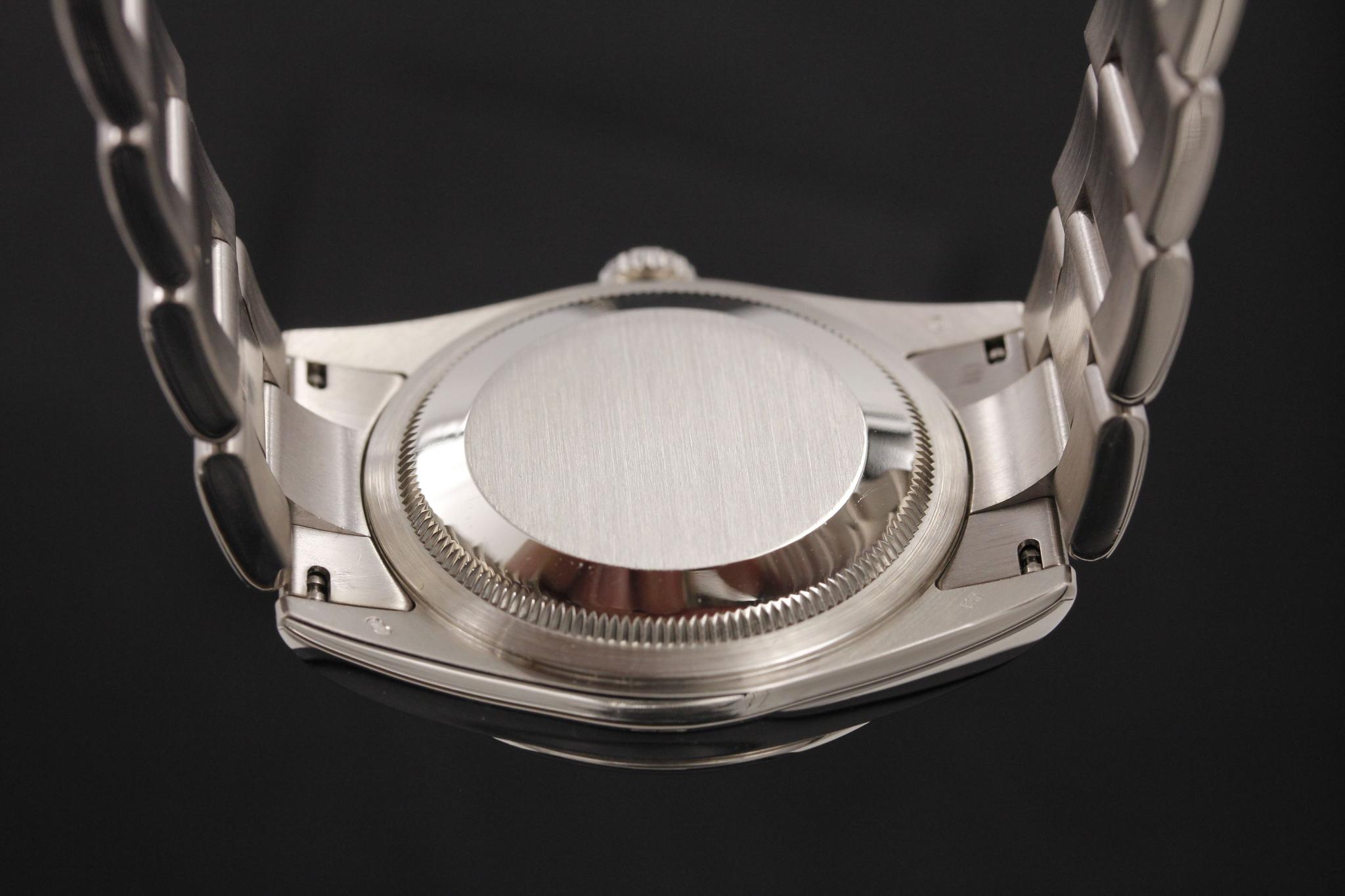 Watch Image 7