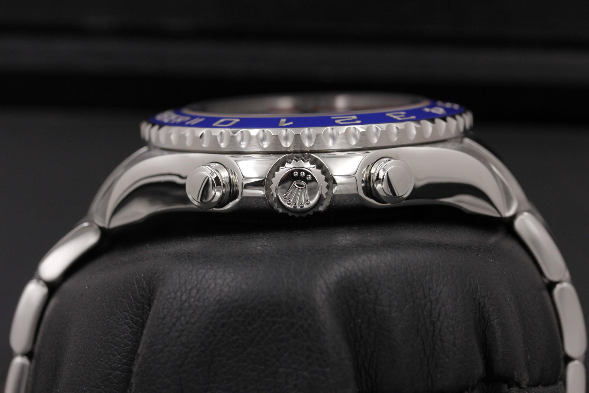 Watch Image 3