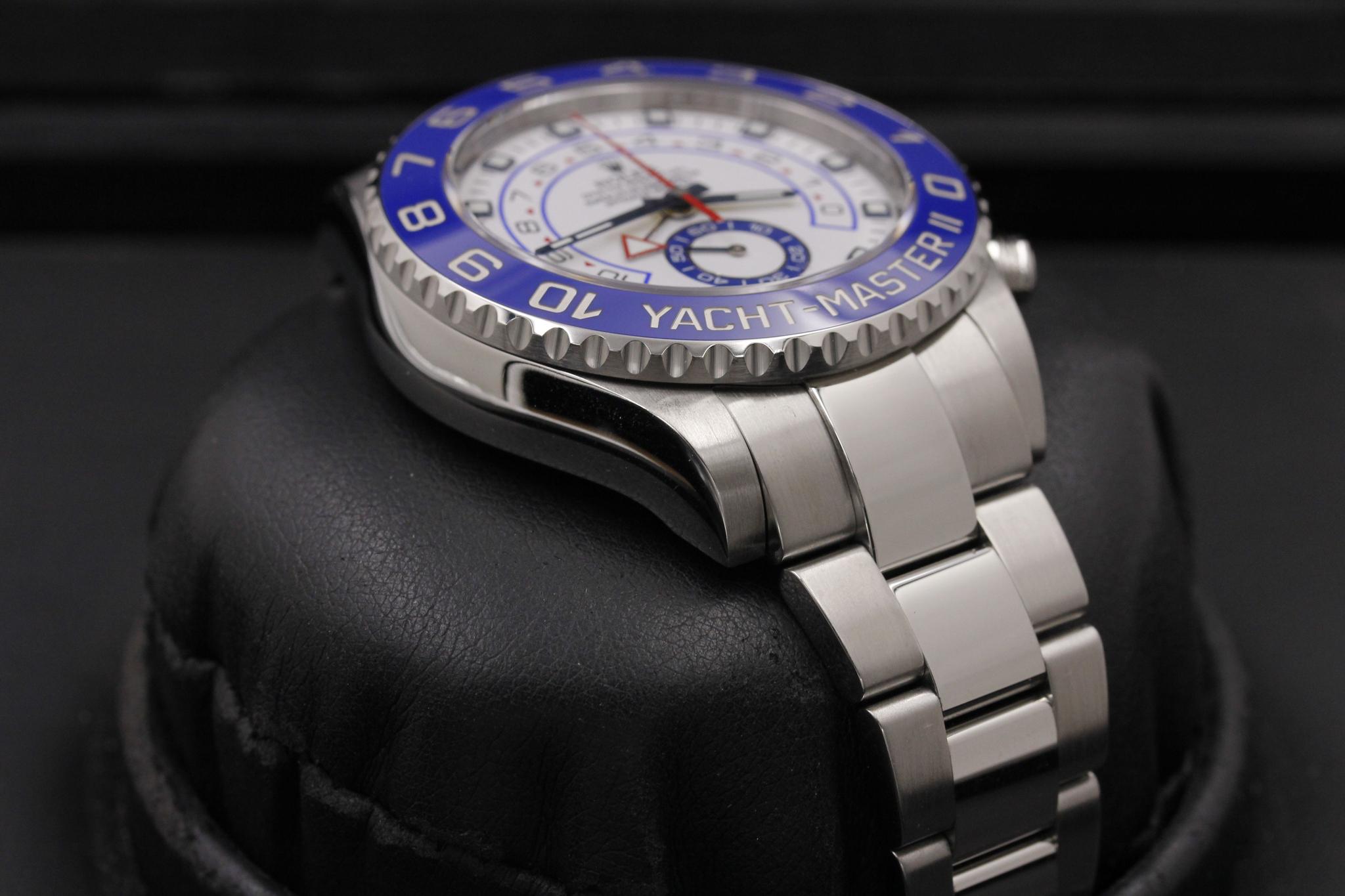 Watch Image 6