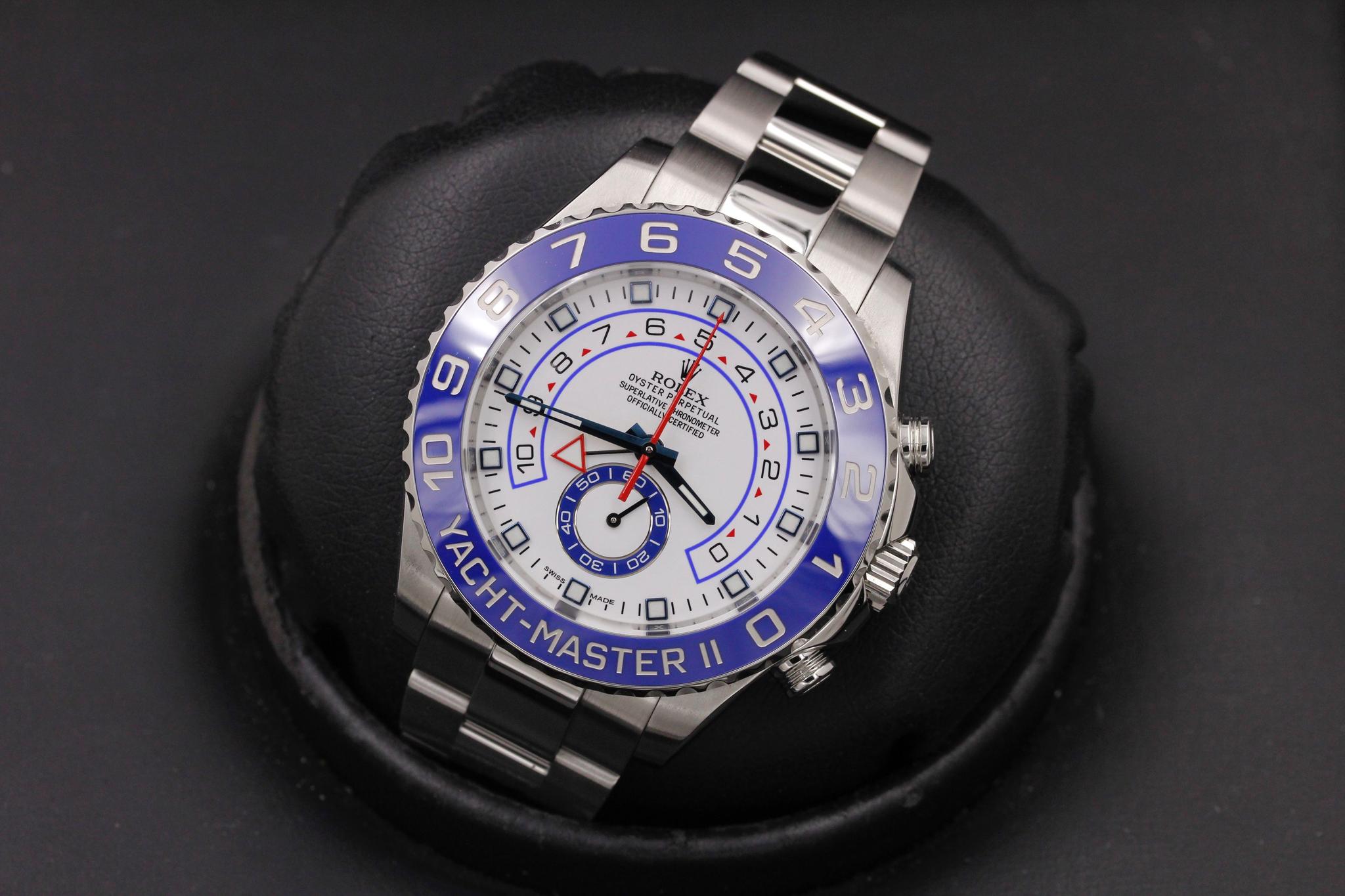 Watch Image 9
