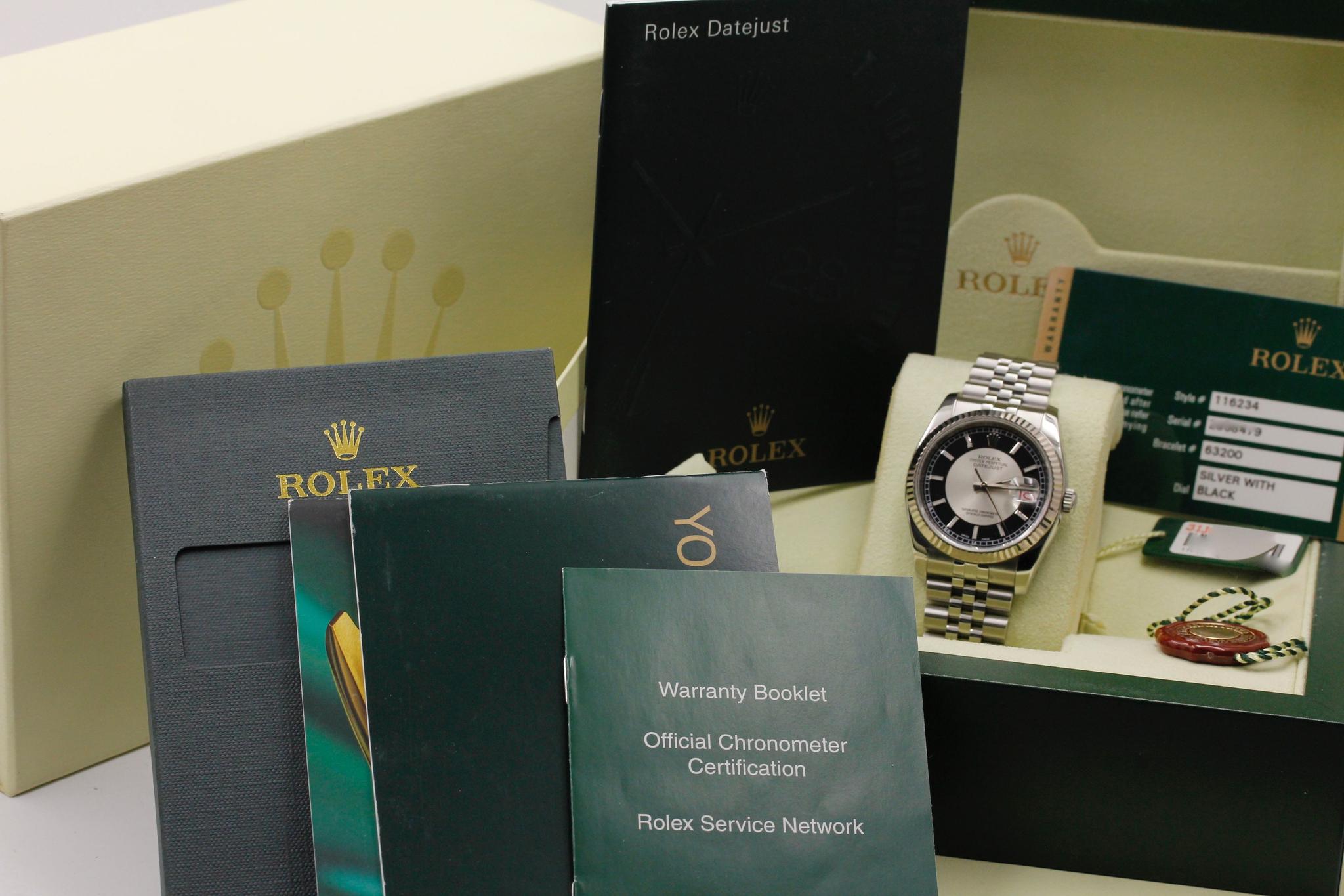 Watch Image 12