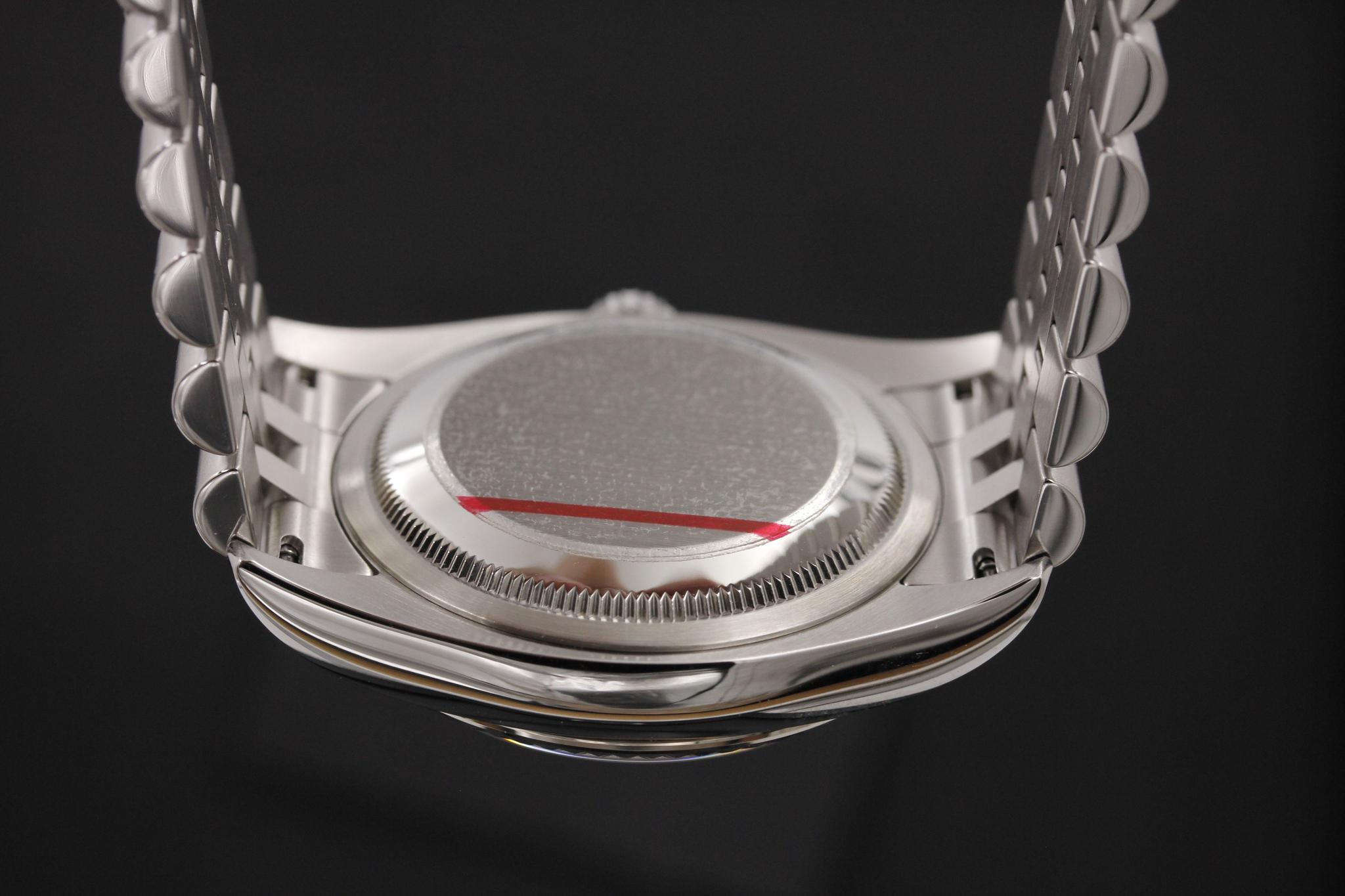 Watch Image 7