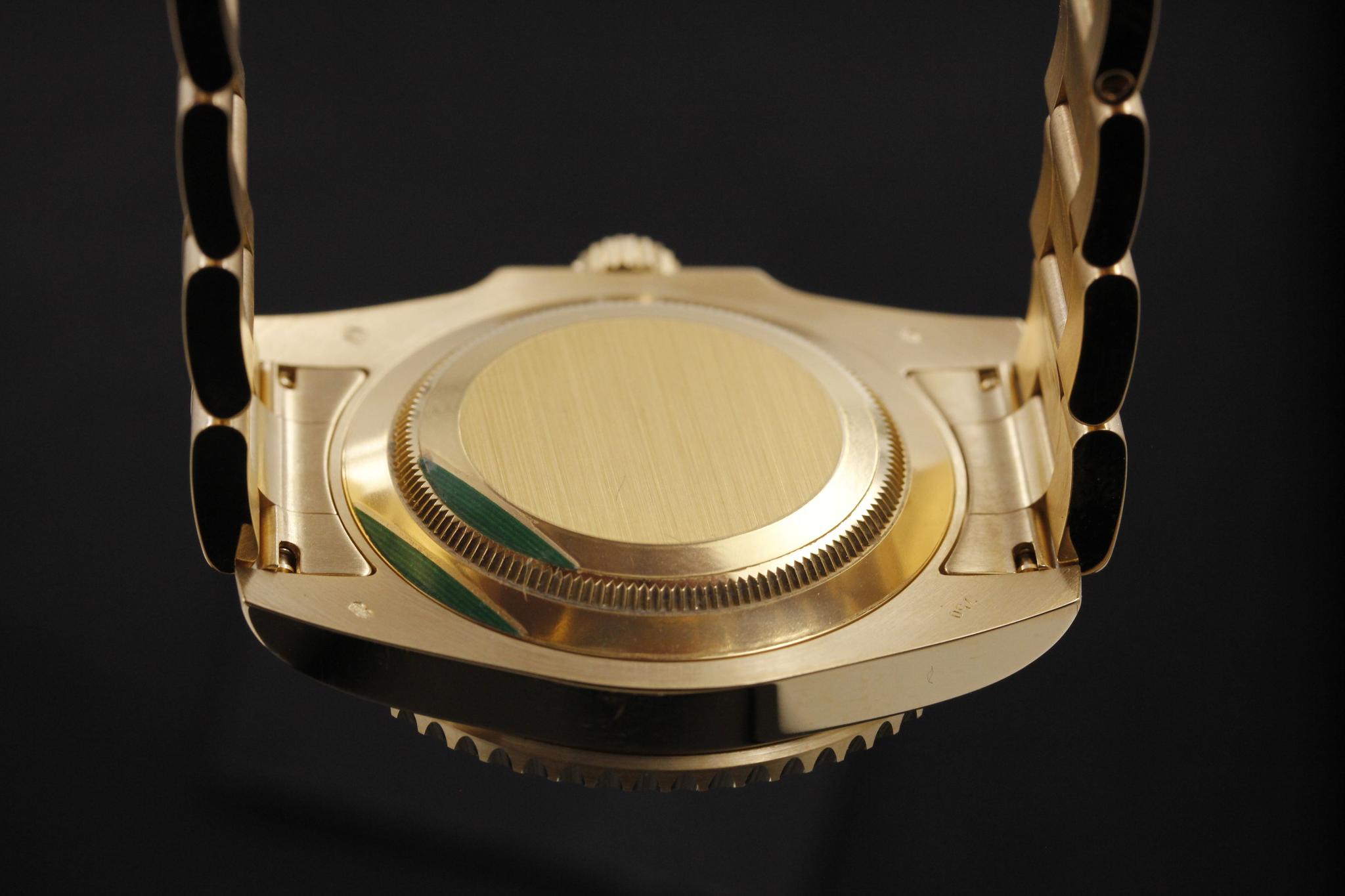 Watch Image 7
