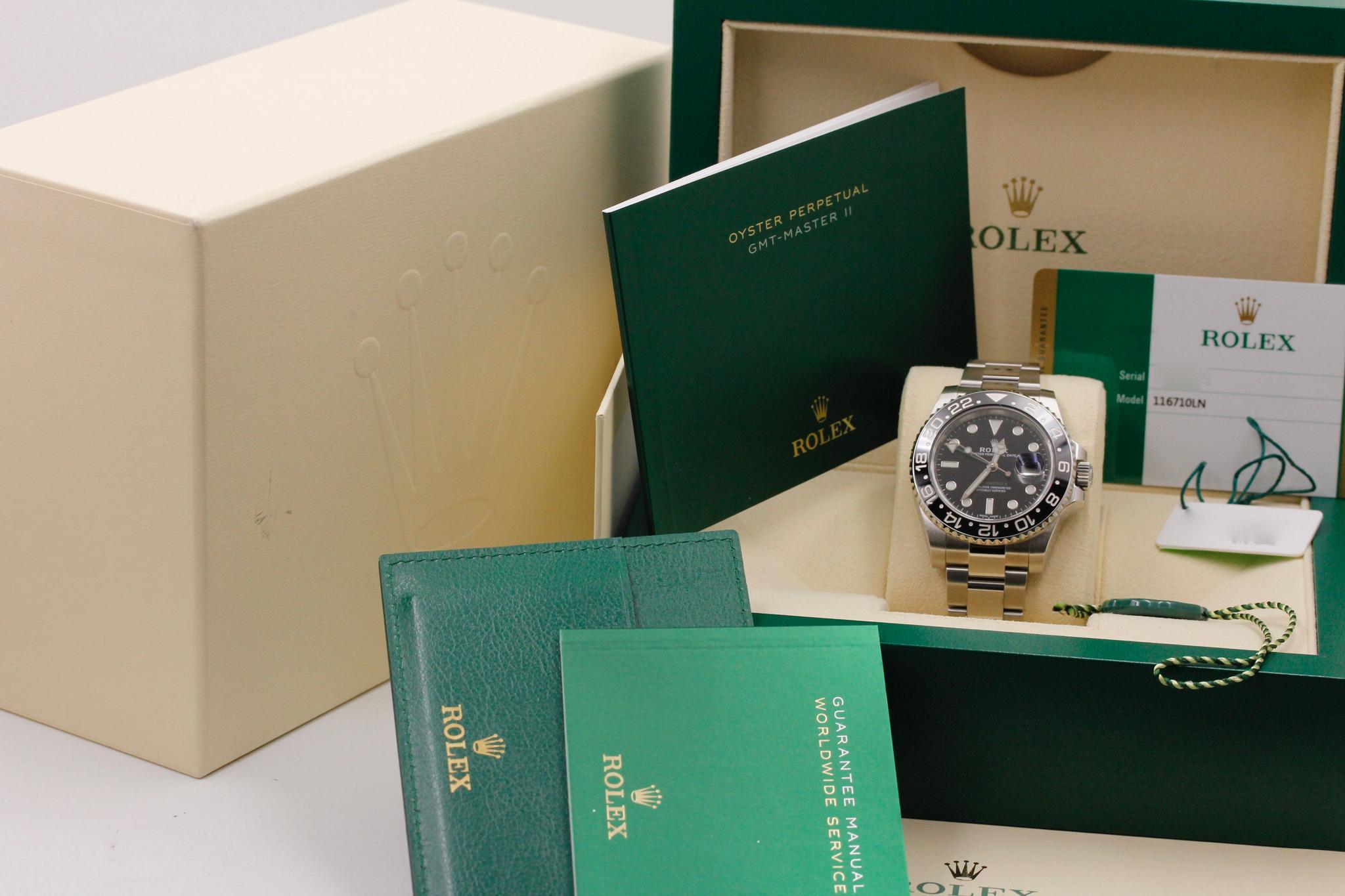Watch Image 11