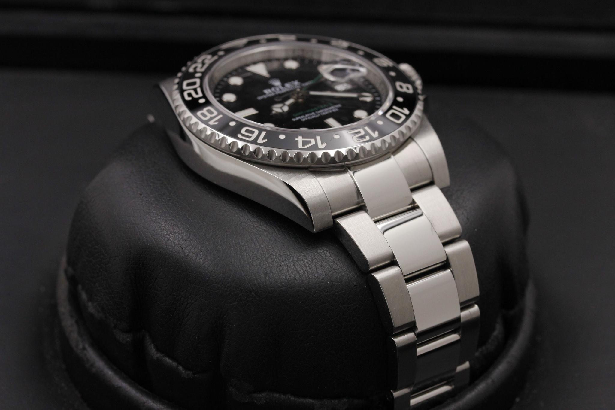 Watch Image 6