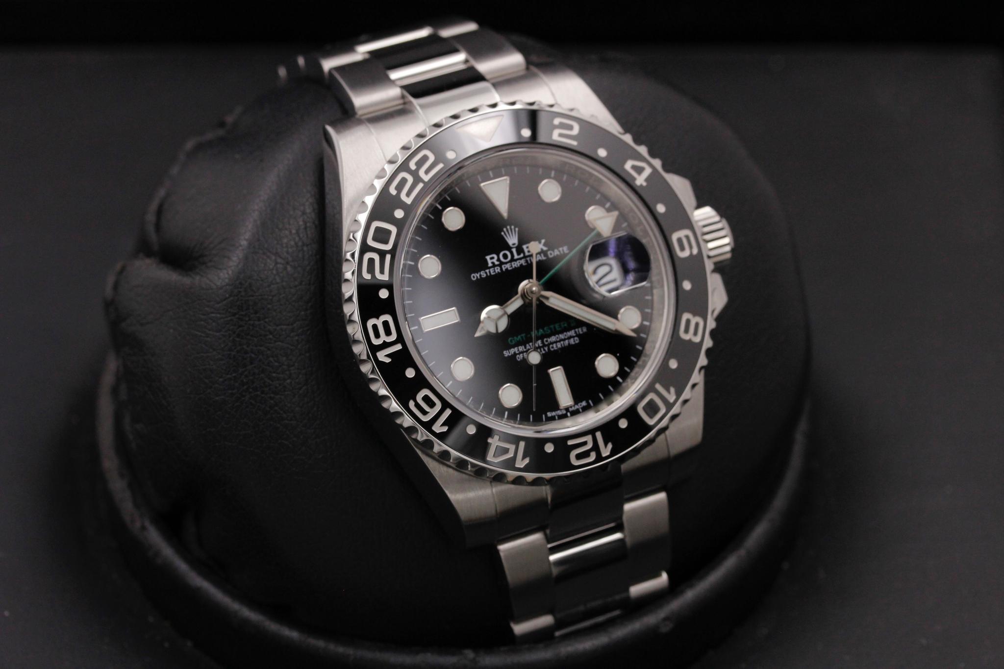 Watch Image 10