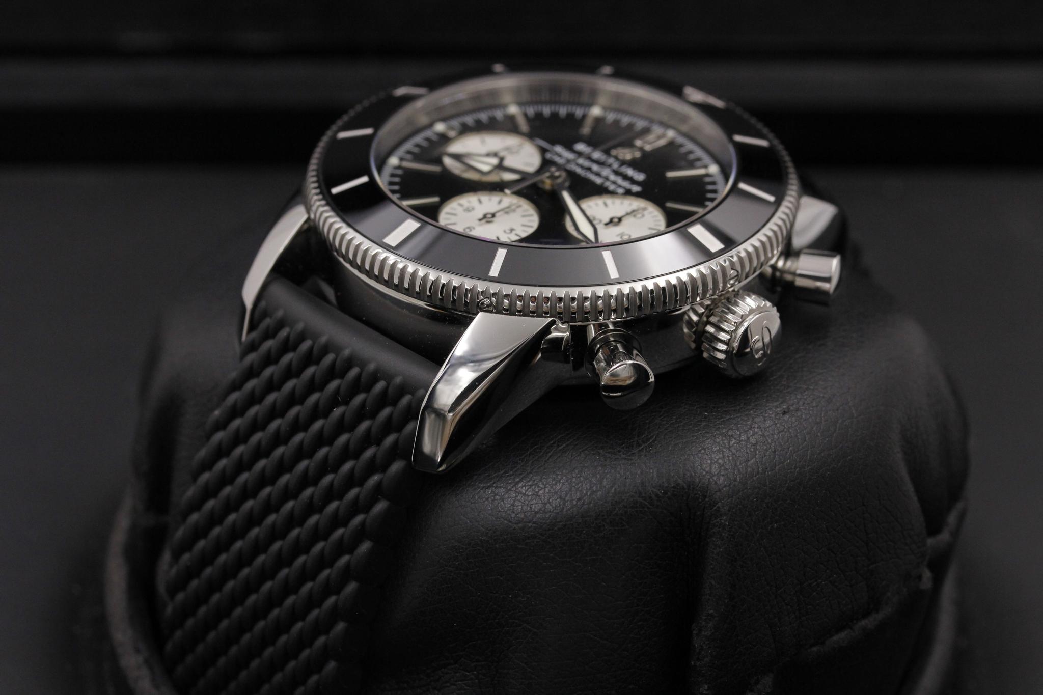 Watch Image 2
