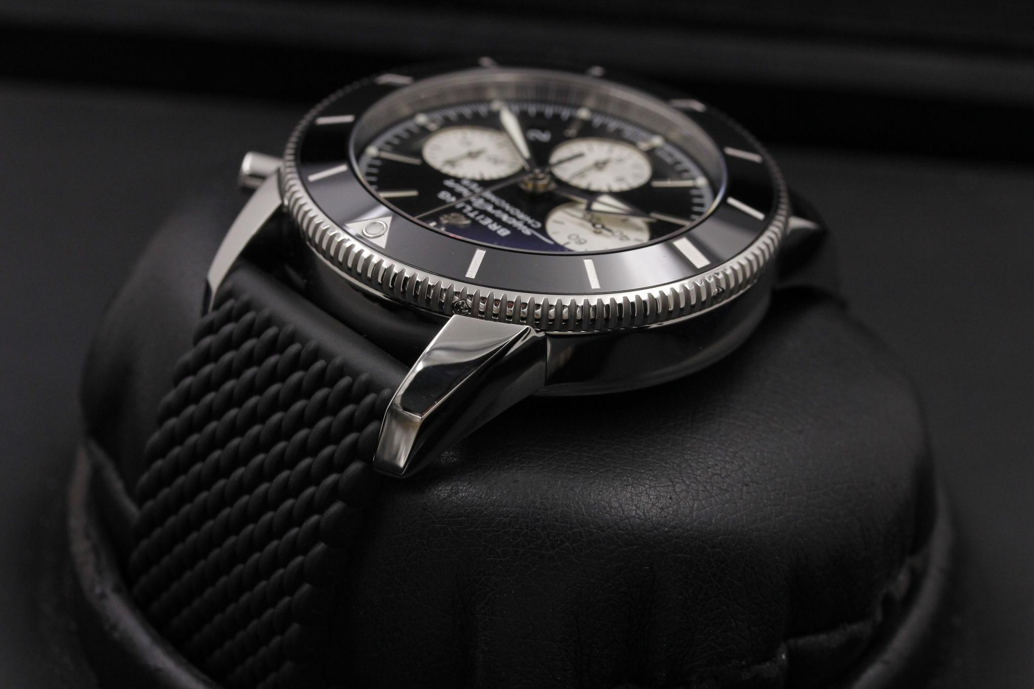 Watch Image 5