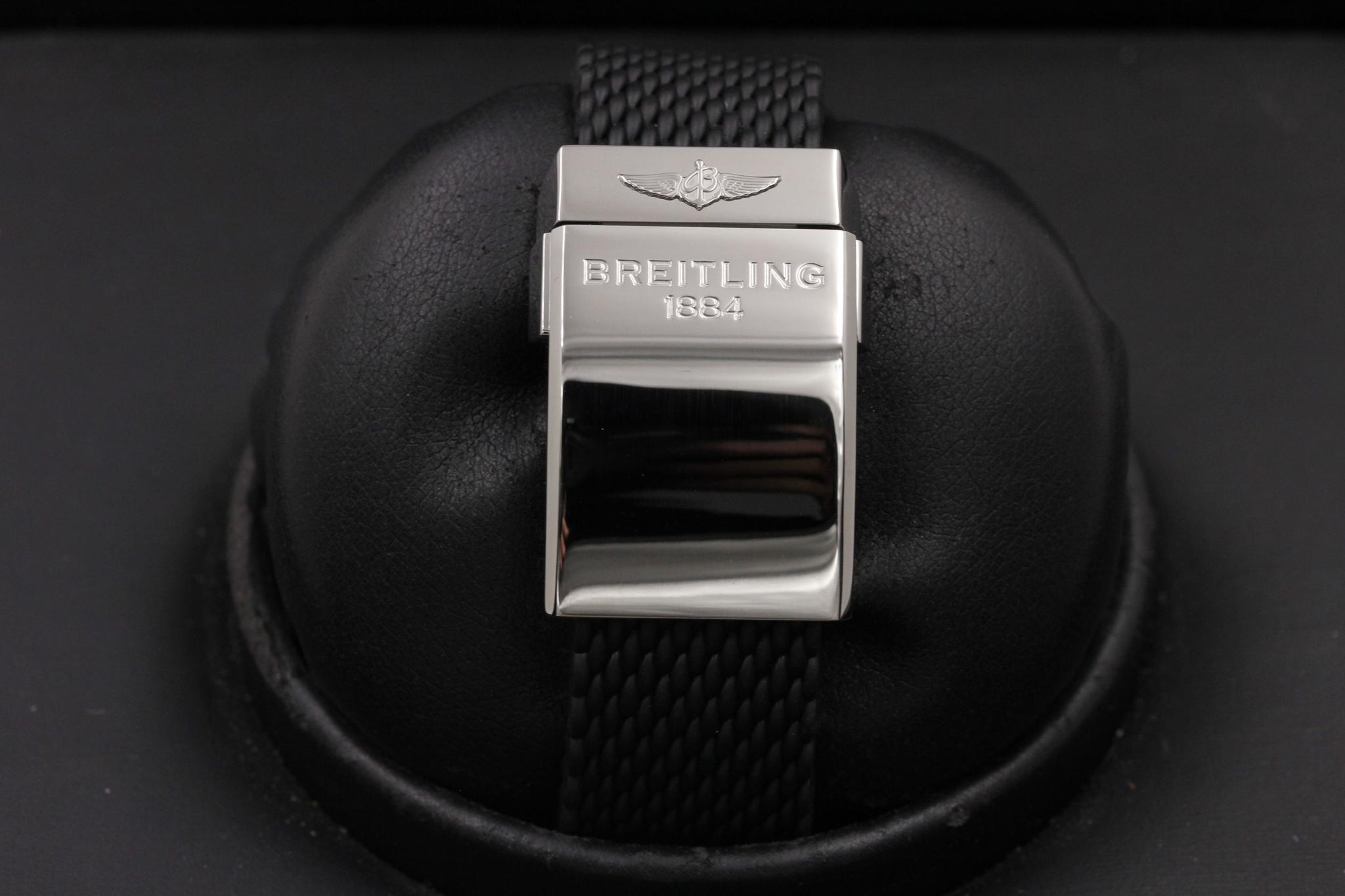 Watch Image 8