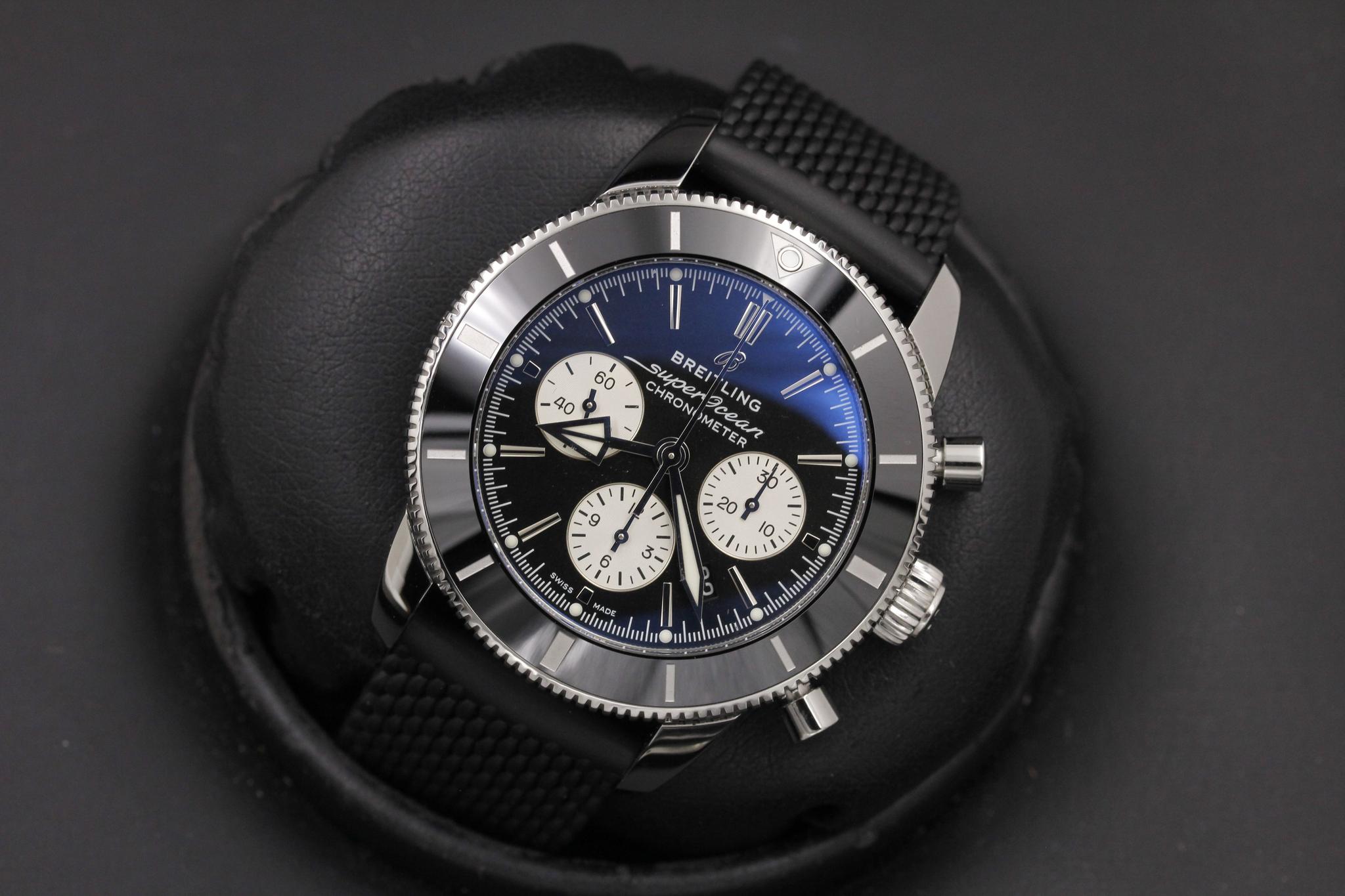 Watch Image 9