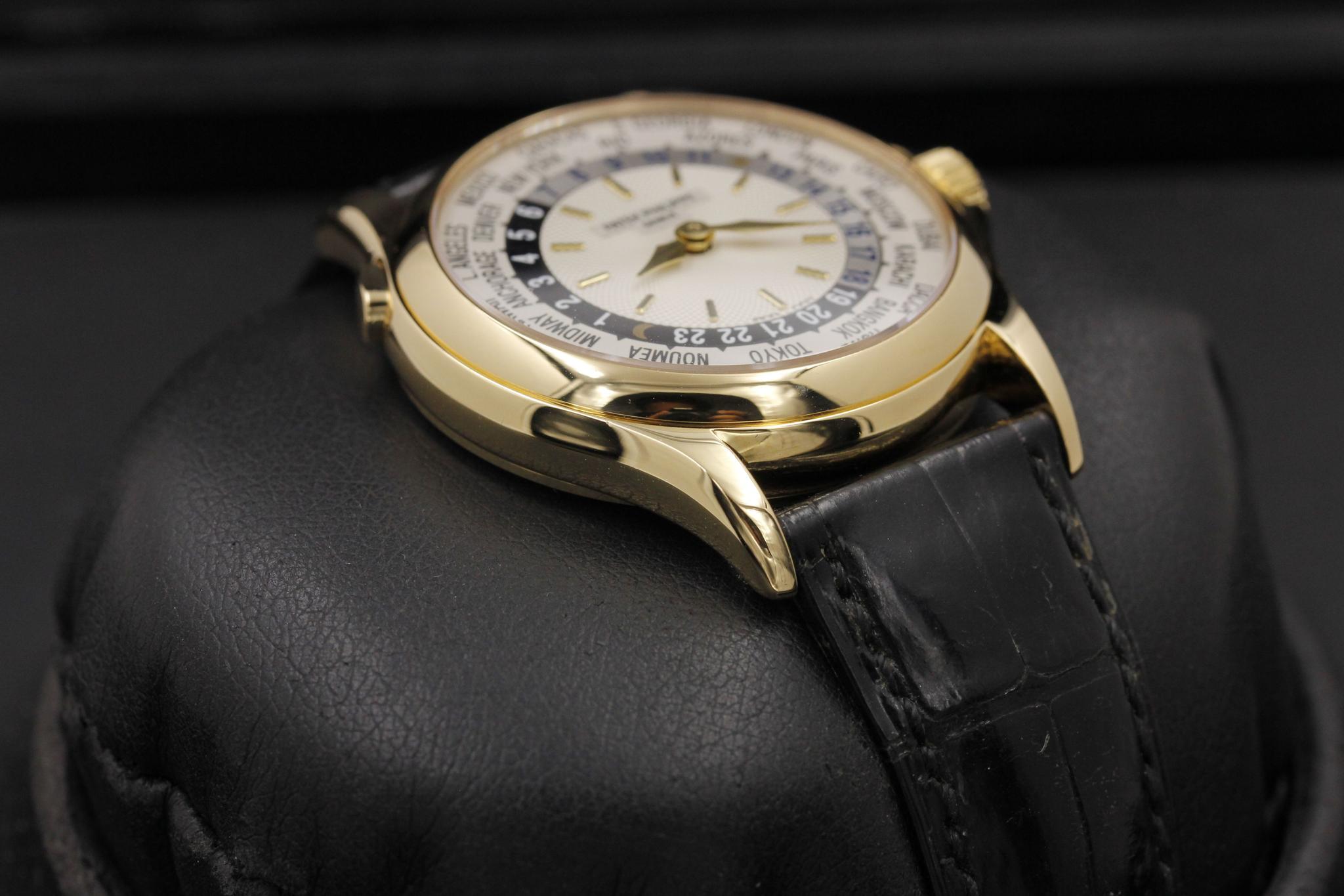 Watch Image 6