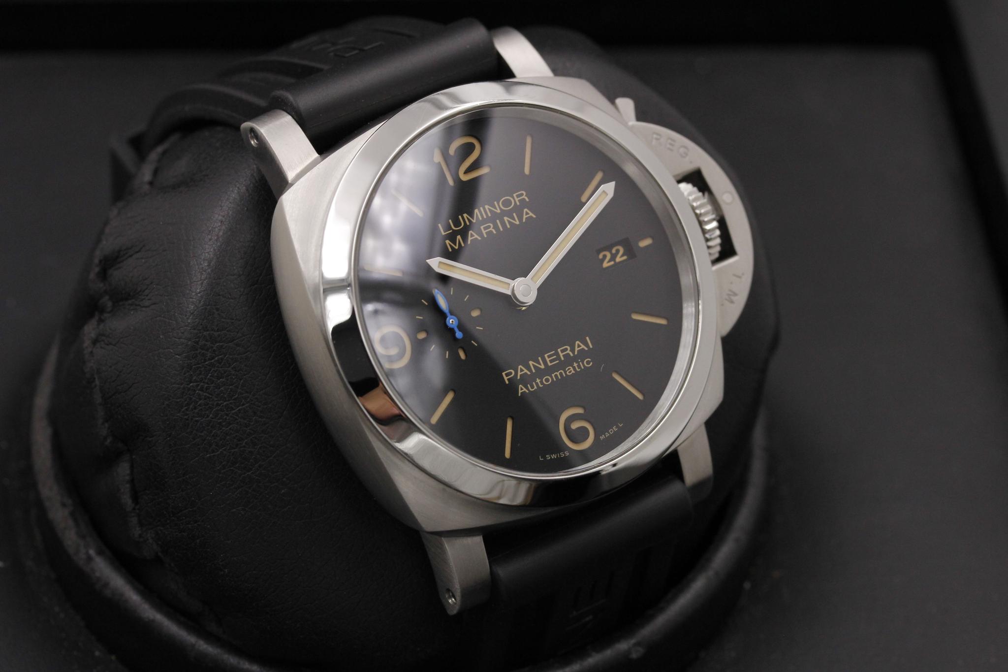 Watch Image 10