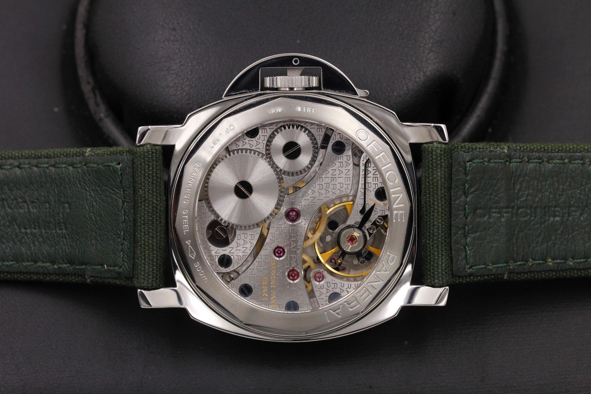 Watch Image 7