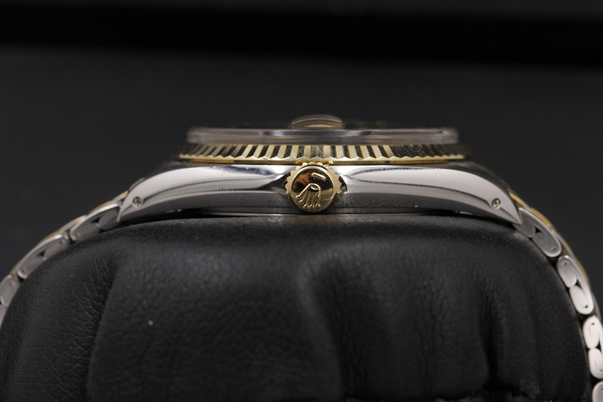 Watch Image 4
