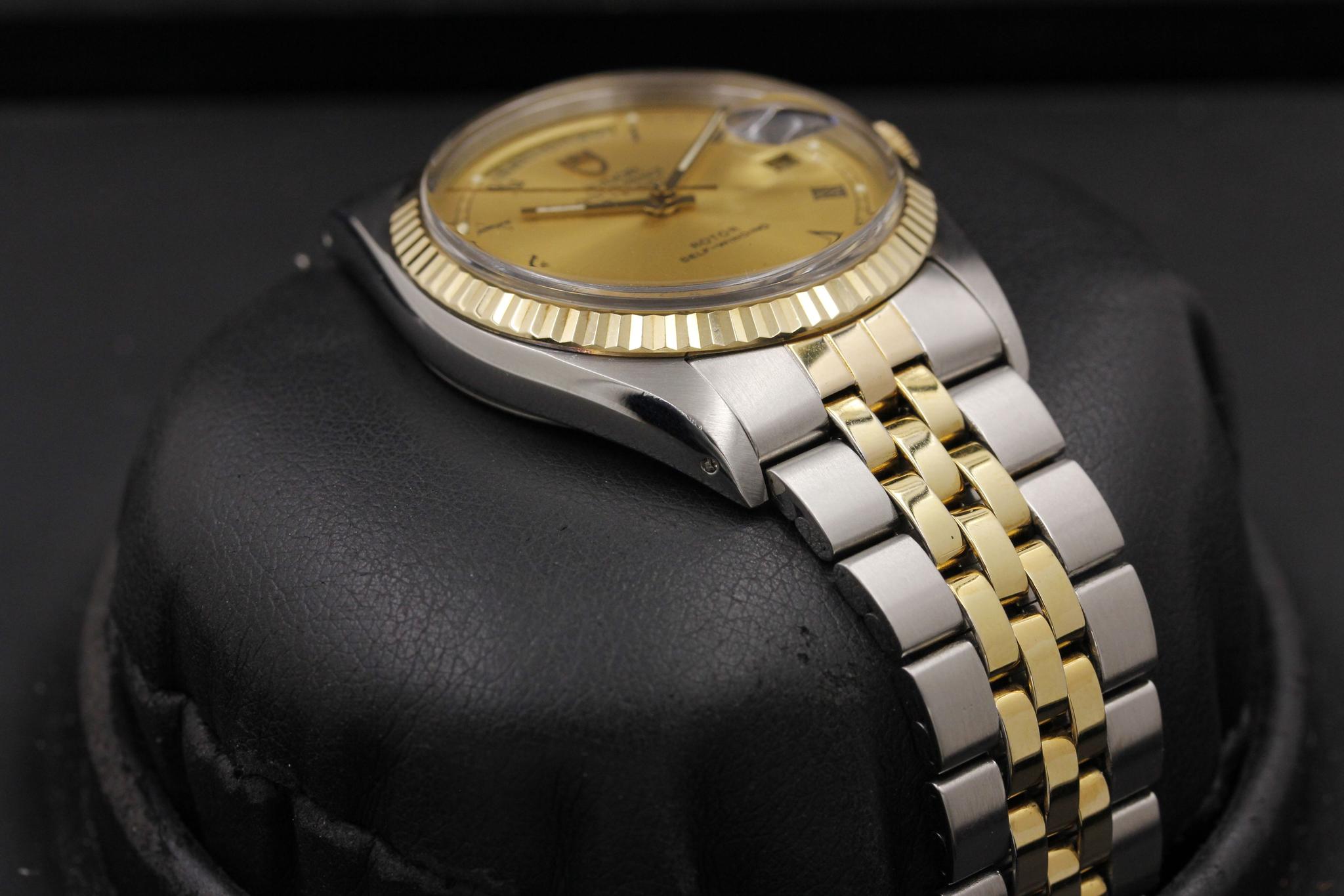 Watch Image 7