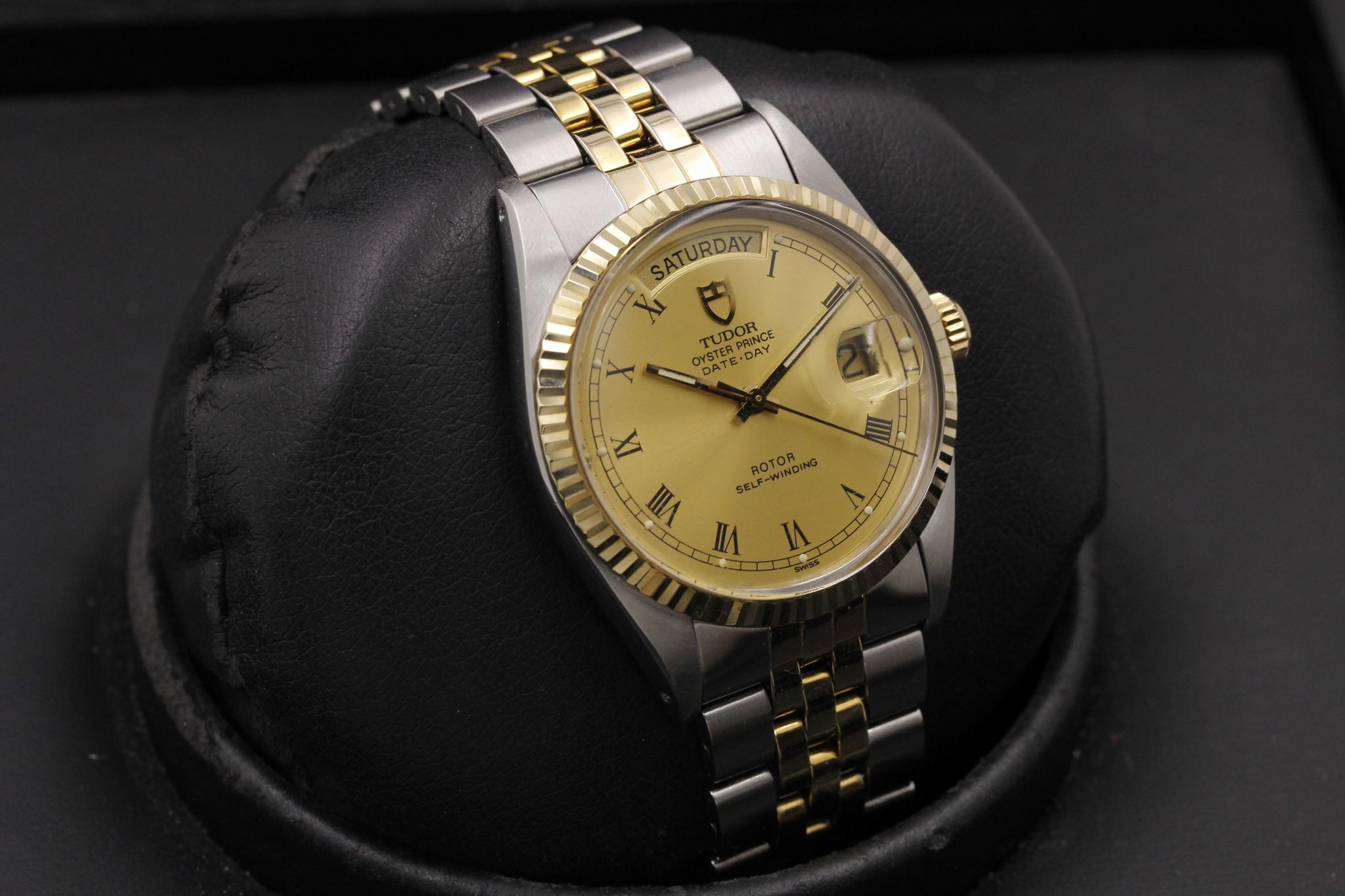 Watch Image 13