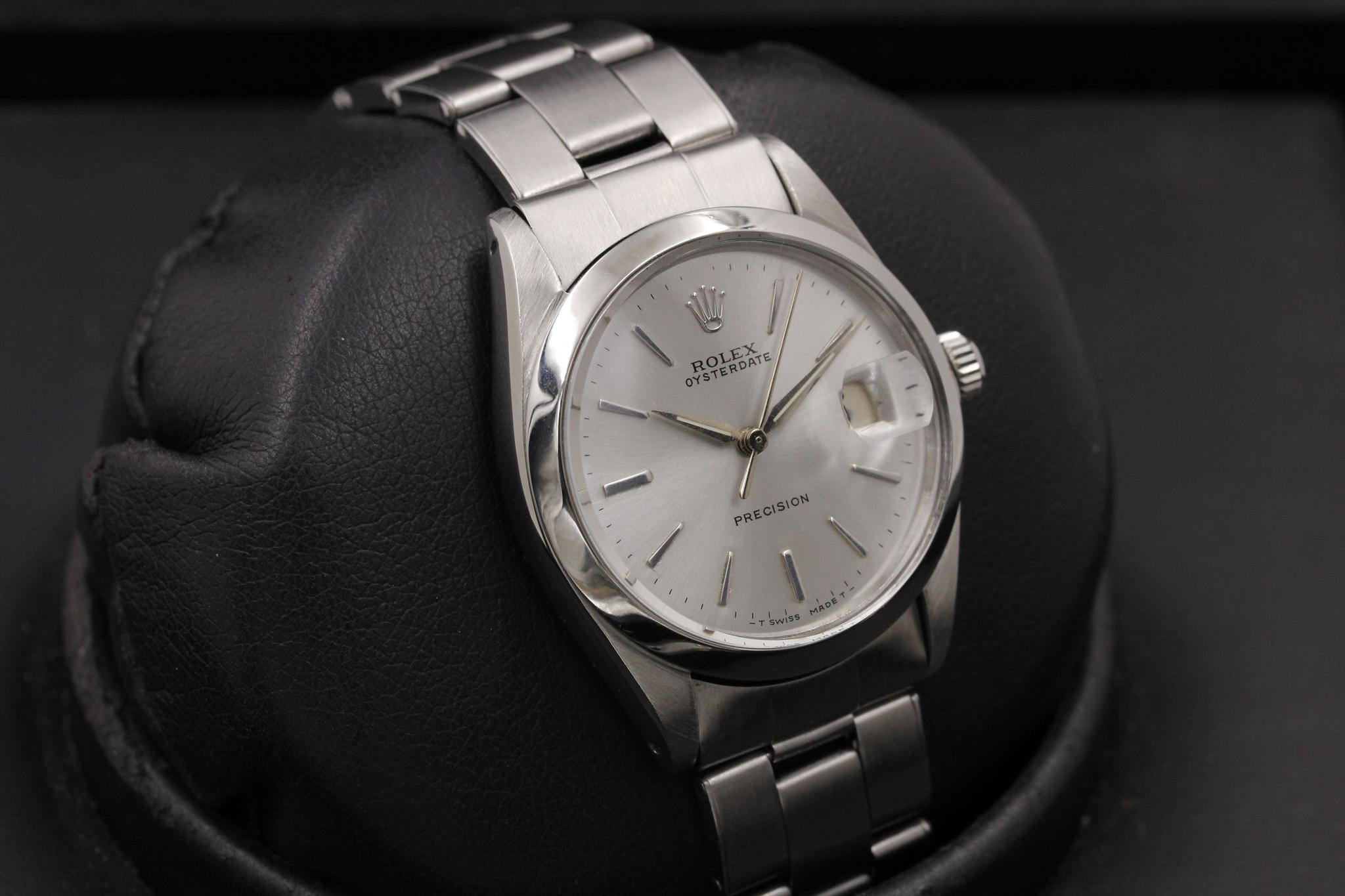 Watch Image 12