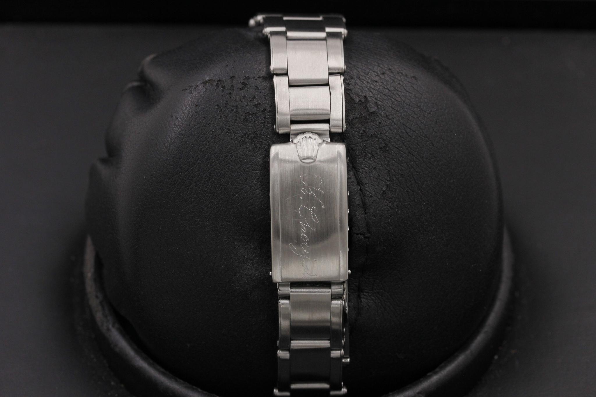 Watch Image 8