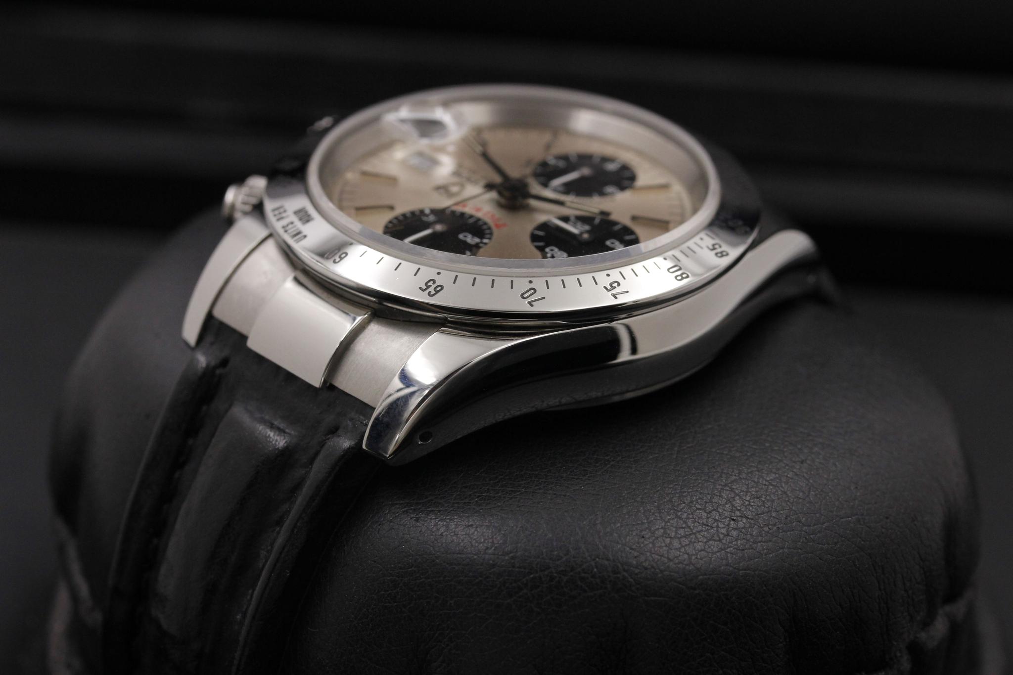 Watch Image 5