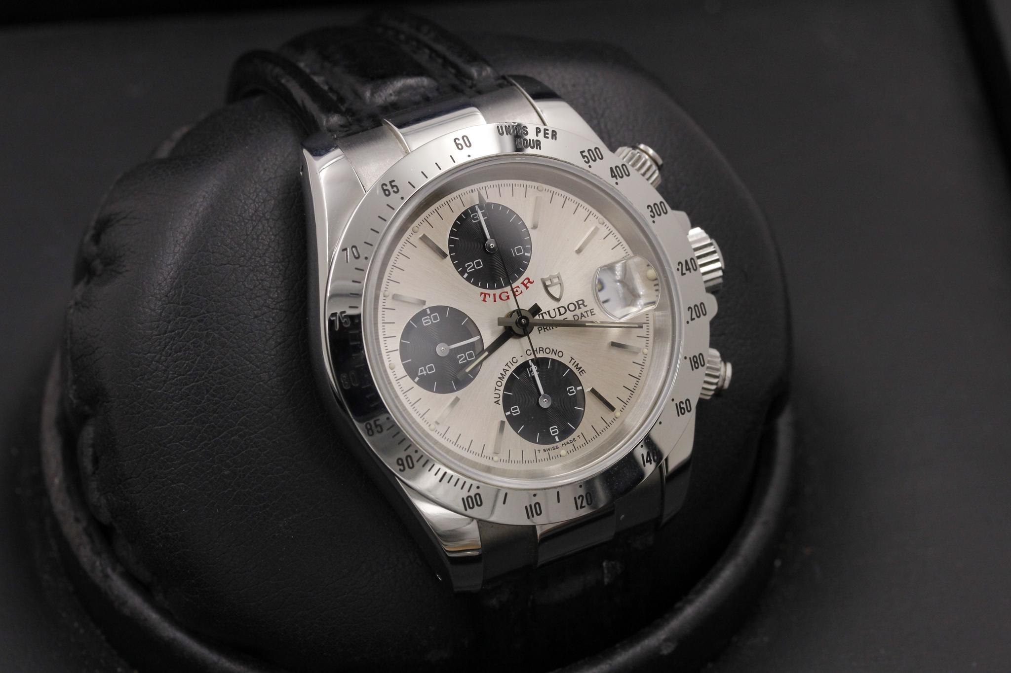 Watch Image 10