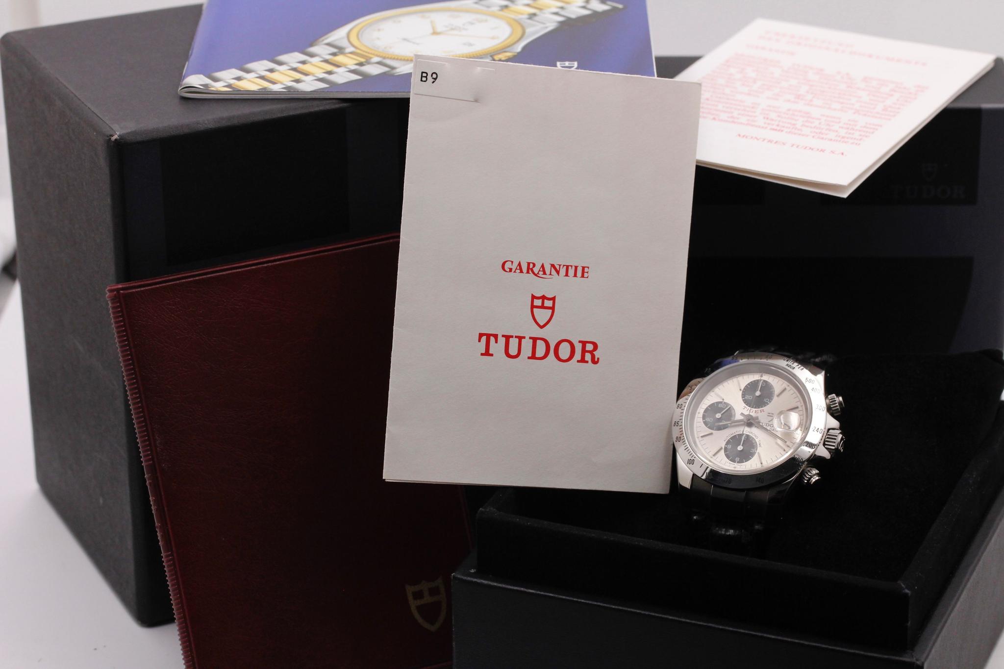 Watch Image 12
