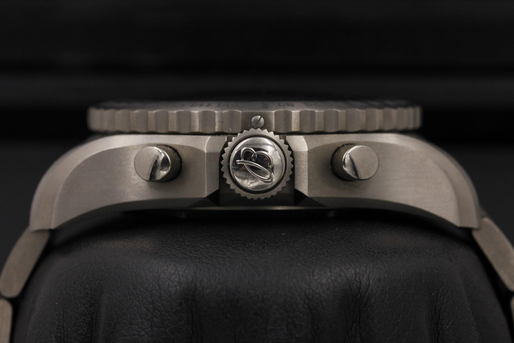 Watch Image 3