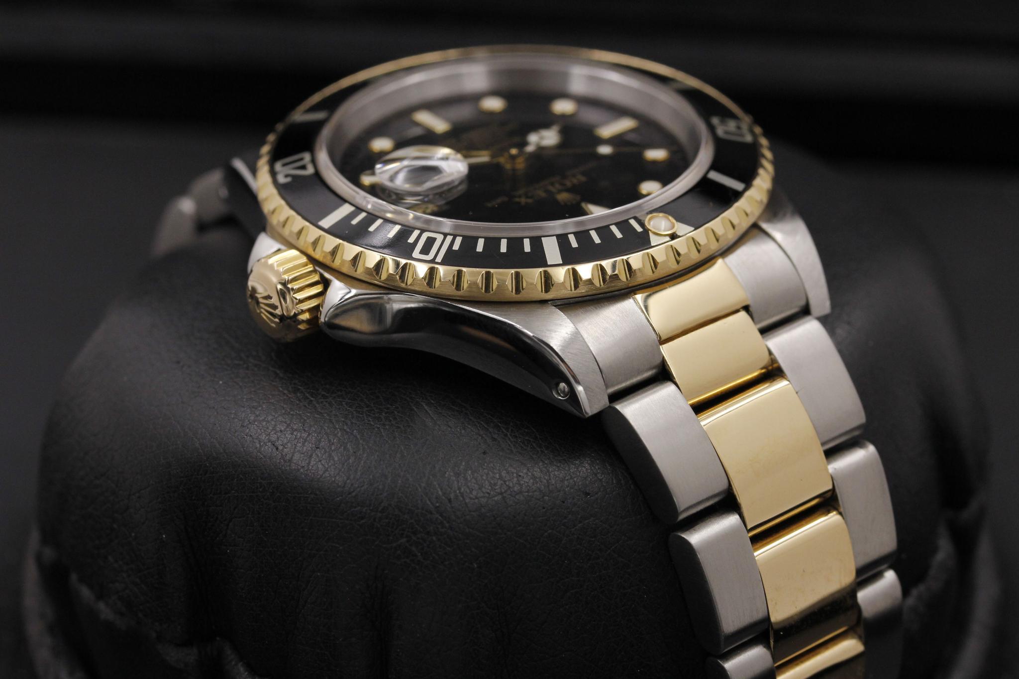 Watch Image 4