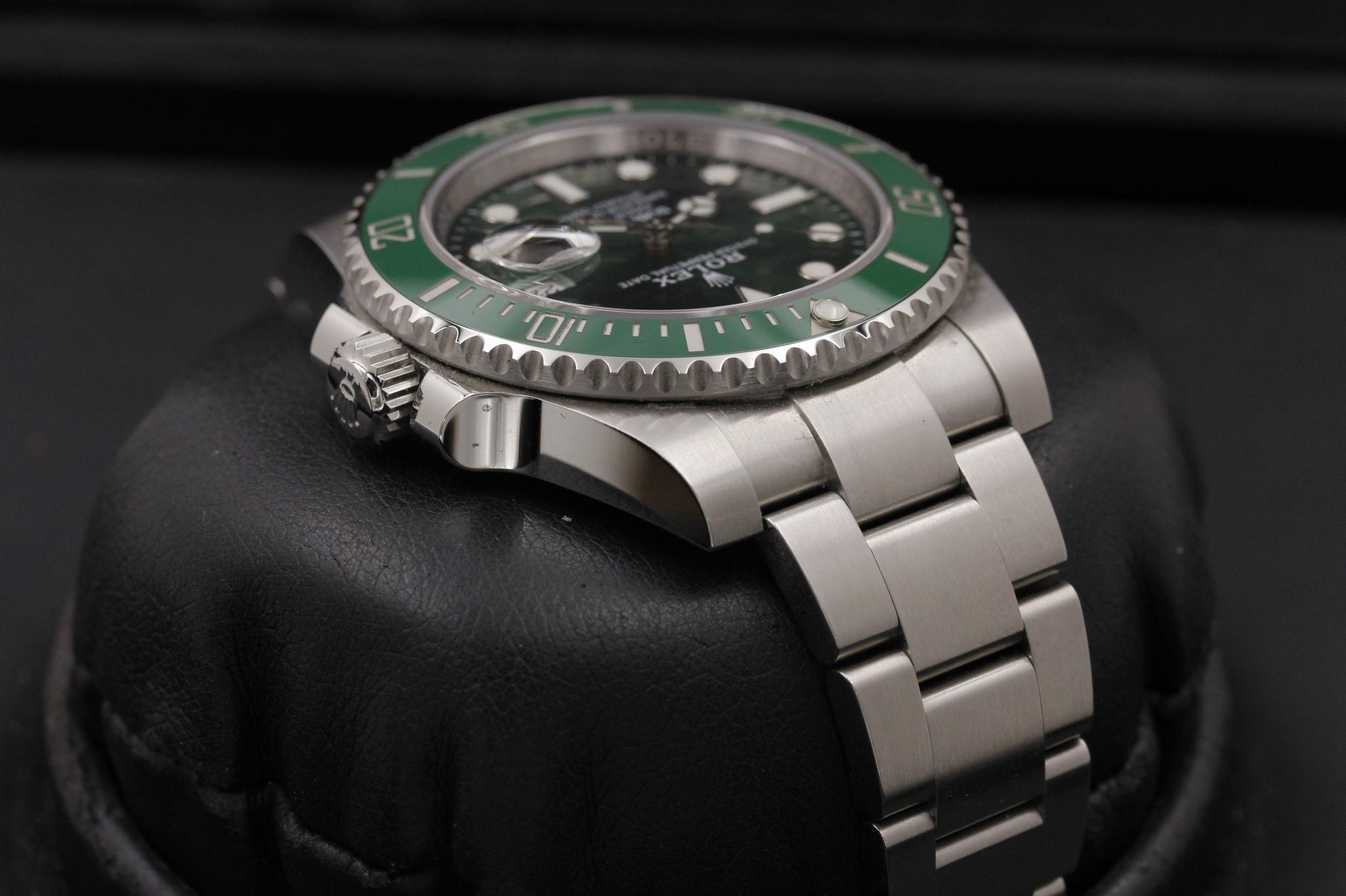 Watch Image 4