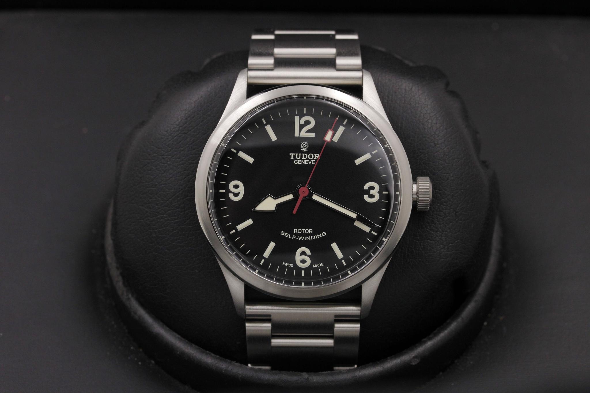 Watch Image 1