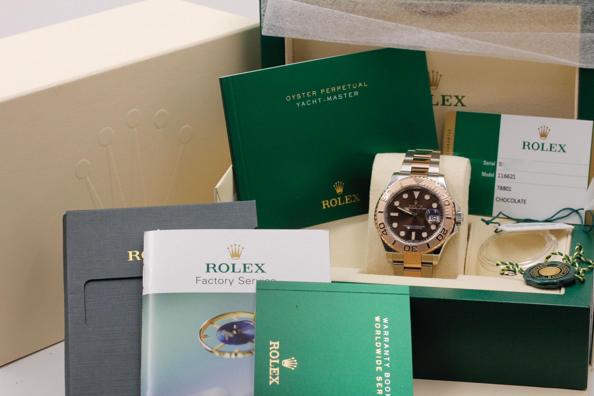 Watch Image 11