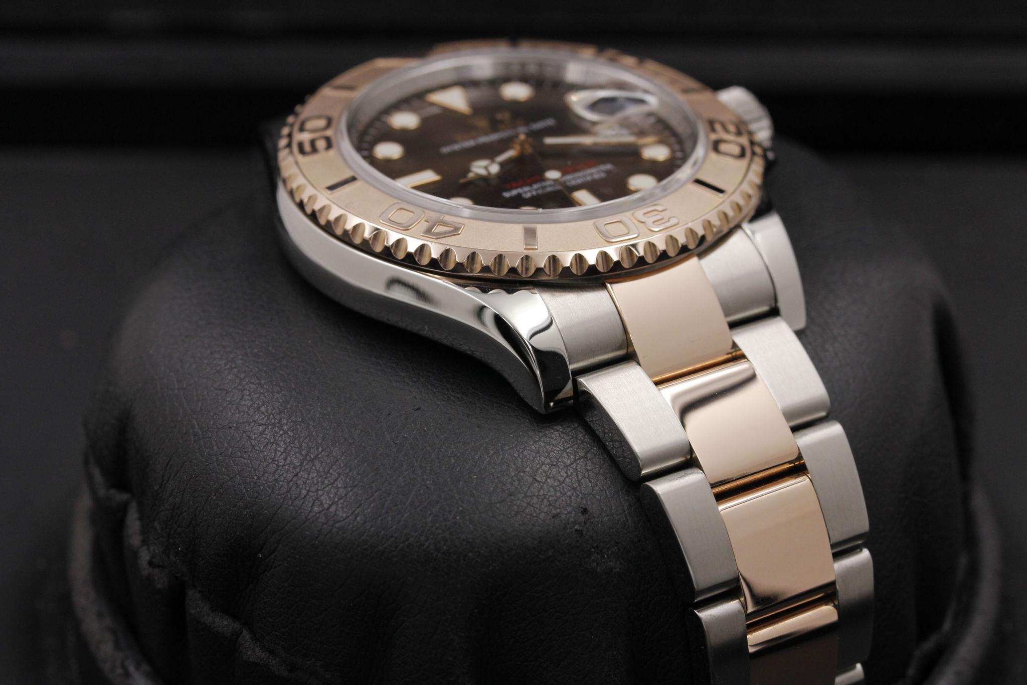 Watch Image 6