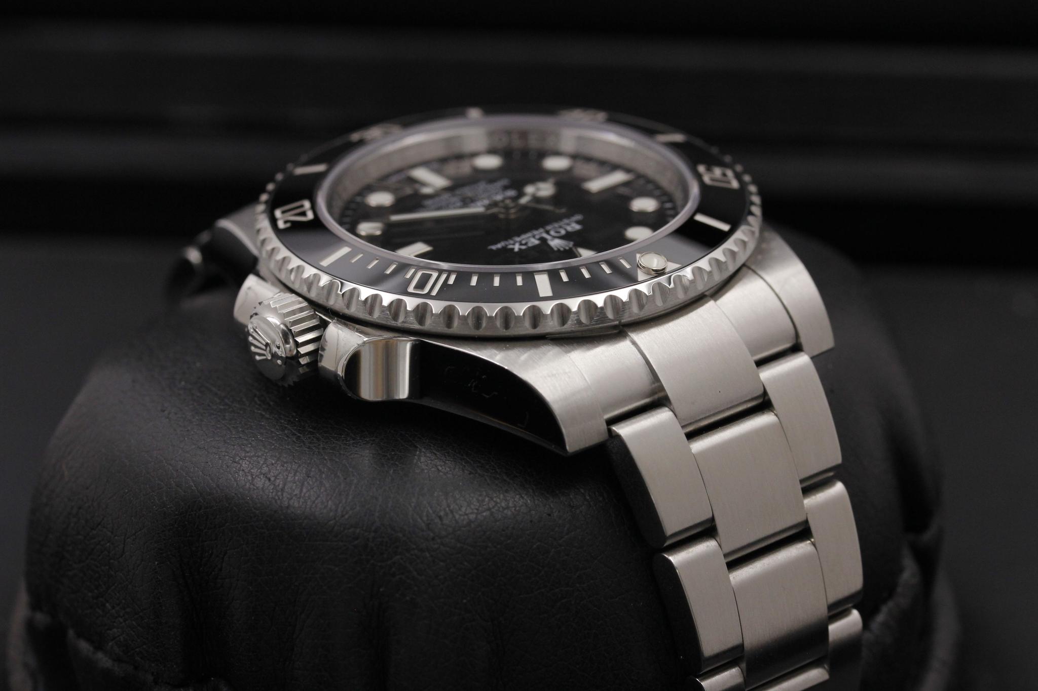 Watch Image 4