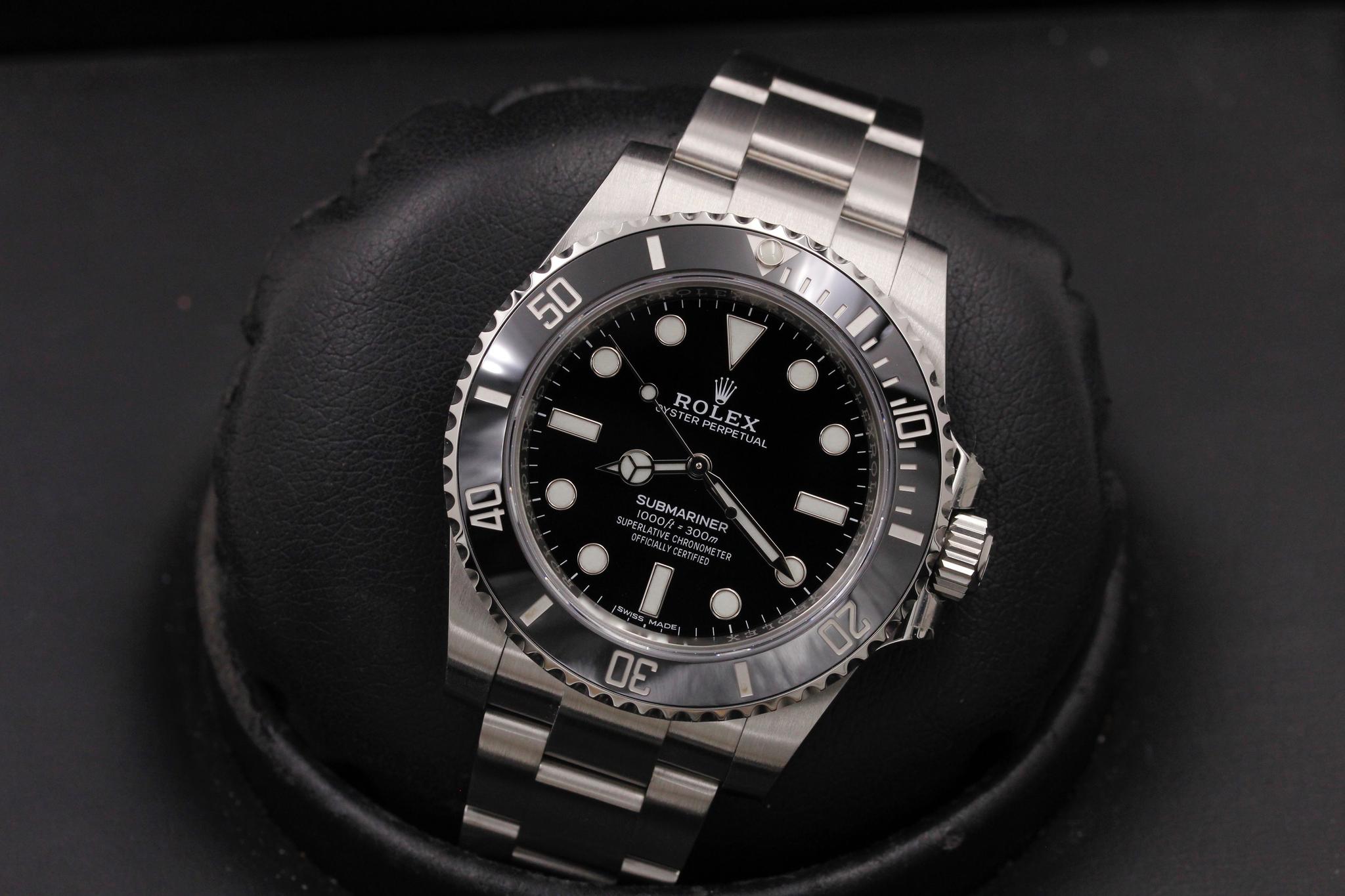 Watch Image 10
